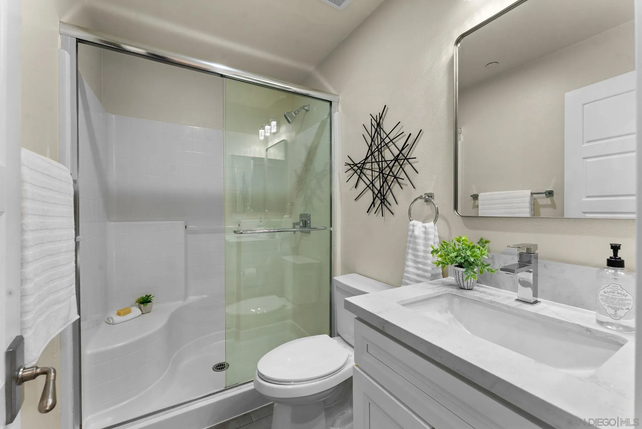 Photo #20: 250036049 Listing: Photo #20