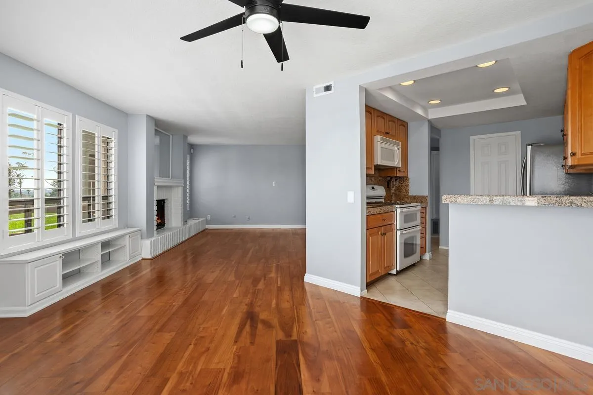 Photo #6: 250036059 Listing 