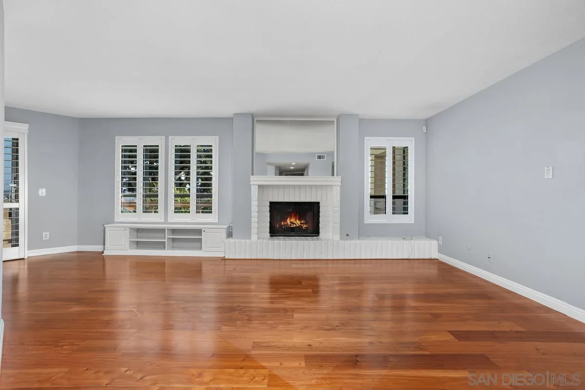 Photo #5: 250036059 Listing 