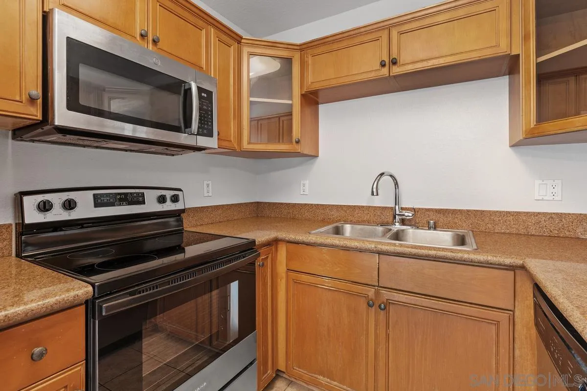 Photo #4: 250036061 Listing 