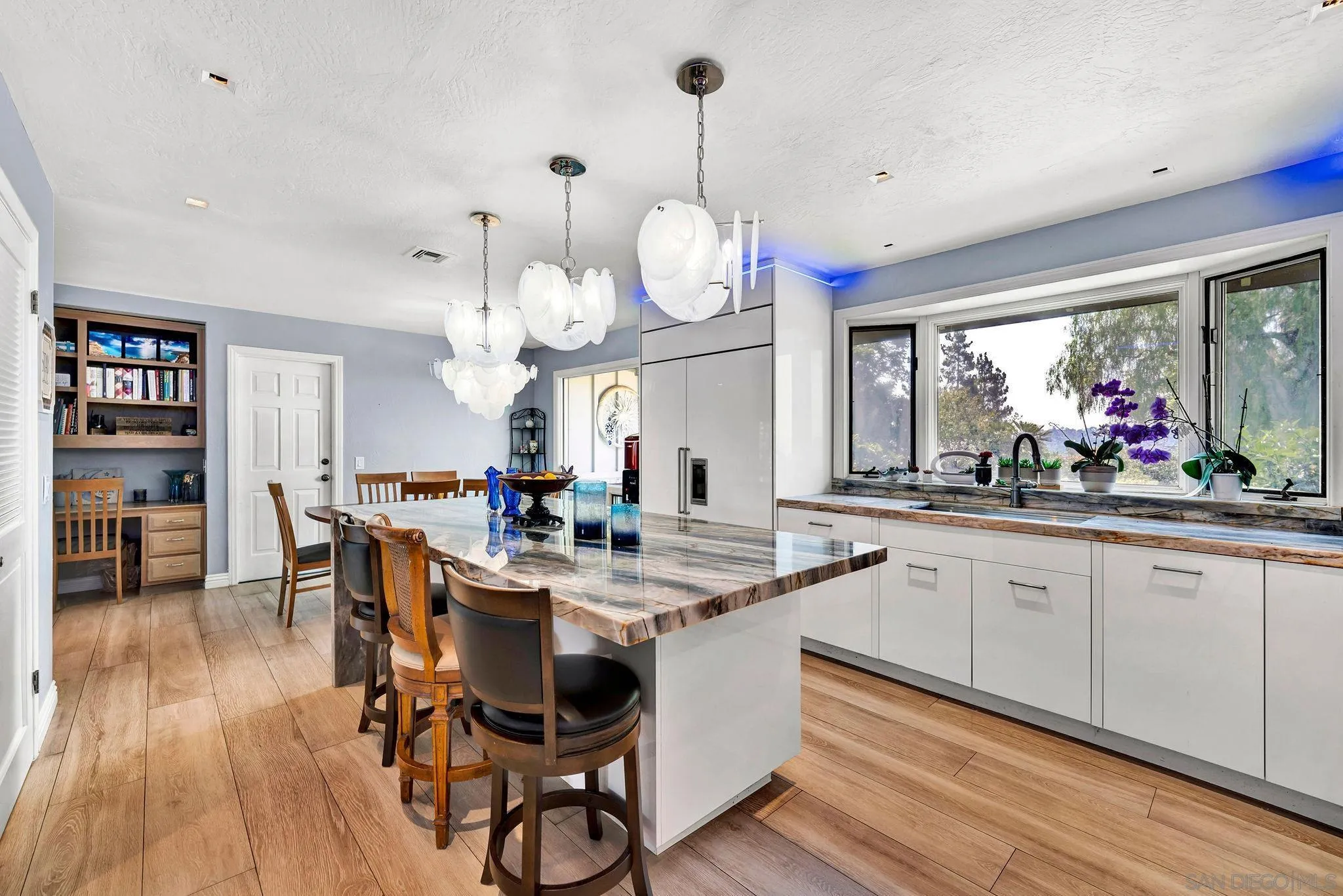 https://cdn.realtyfeed.com/cdn/127/250036064/bded651460041c33d724667f6549421c.webp