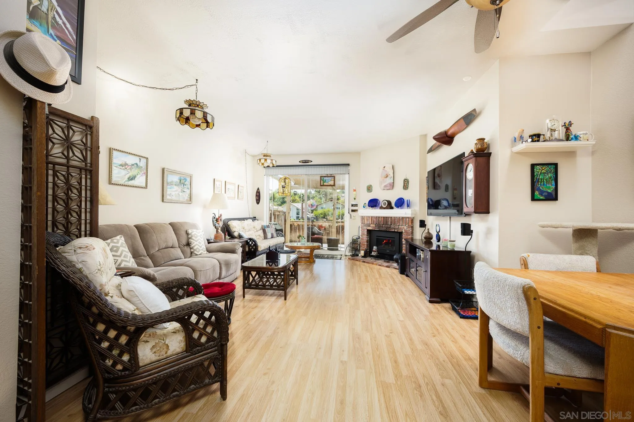 Photo #8: 250036068 Listing: Photo #8