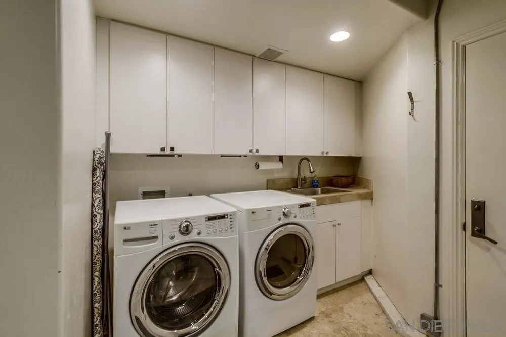 https://cdn.realtyfeed.com/cdn/127/250036069/6f74374ce40afc33e7c04e74600f386a.webp