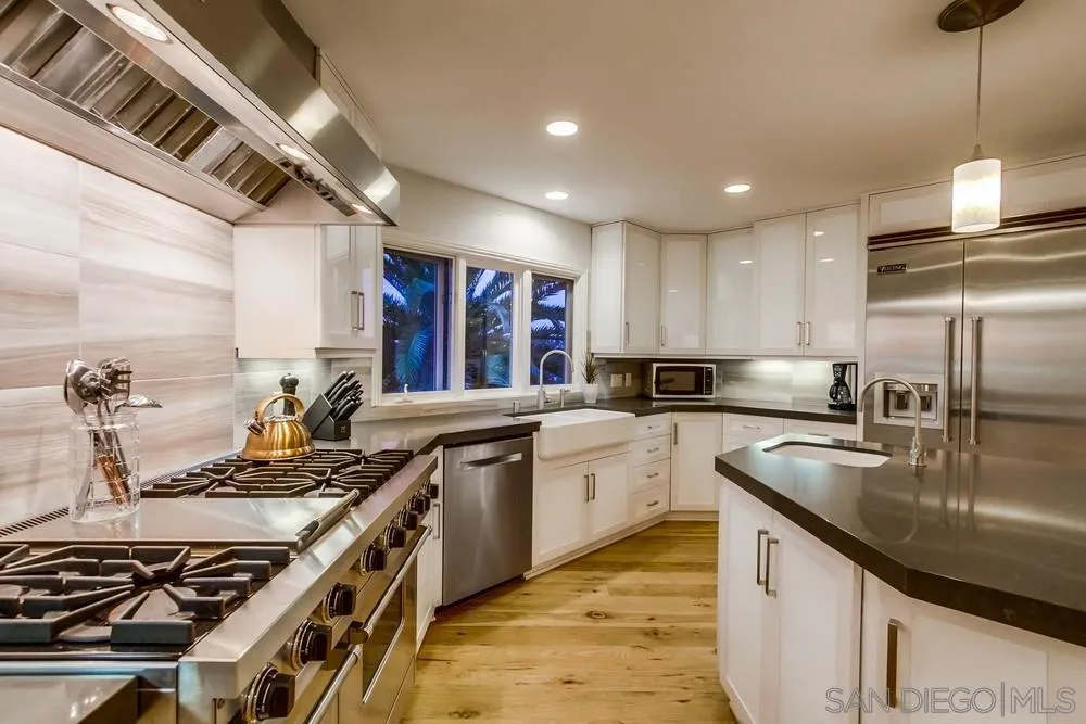 https://cdn.realtyfeed.com/cdn/127/250036069/8ffc1dcc6e5810568a8ca49f1eecdaa2.webp