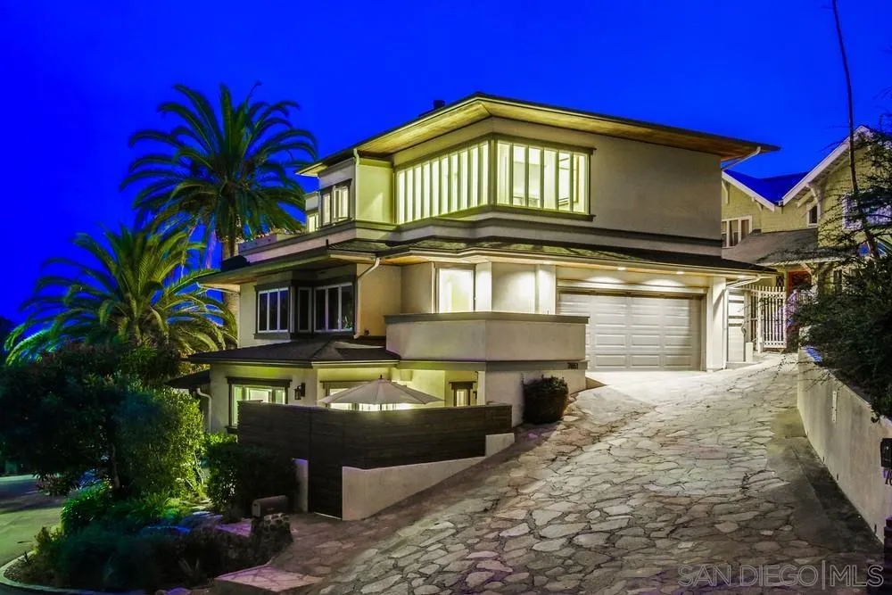 https://cdn.realtyfeed.com/cdn/127/250036069/cf267ef22b1adc20f076de4dad523c88.webp