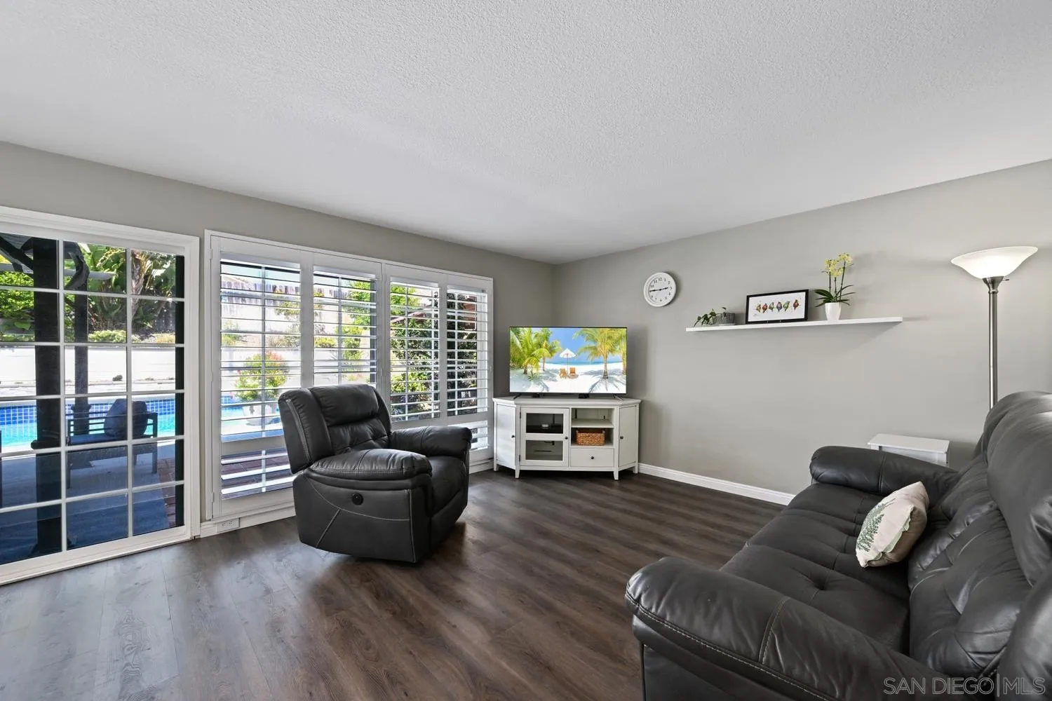 https://cdn.realtyfeed.com/cdn/127/250036074/ebf12832177fe8923fae29f024b53abd.webp