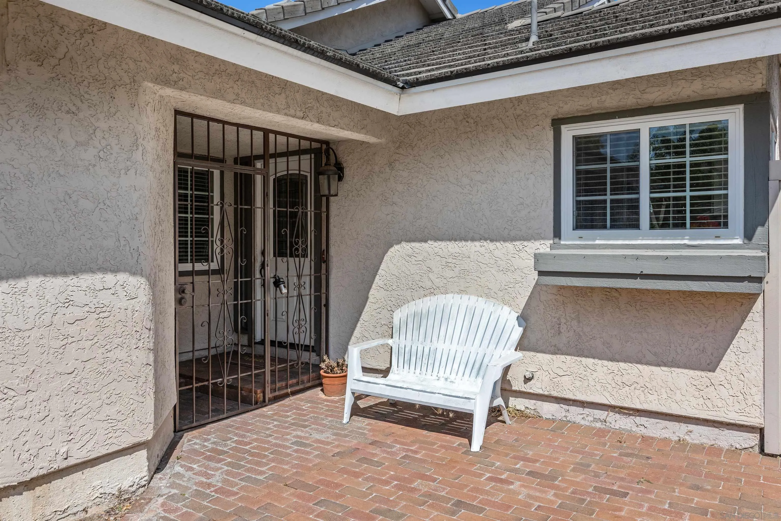 https://cdn.realtyfeed.com/cdn/127/250036080/1dd9a4c4835cbe6466adf704913a070d.webp
