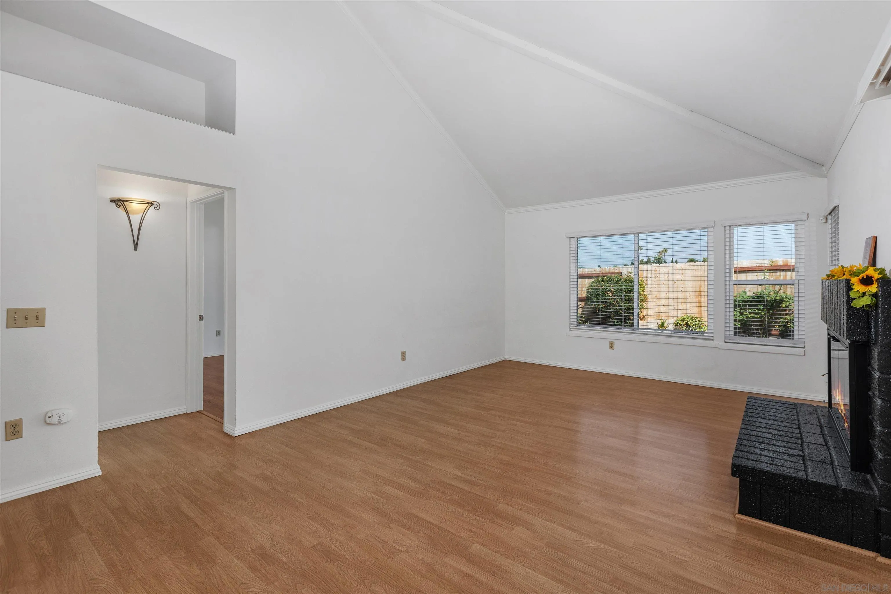 https://cdn.realtyfeed.com/cdn/127/250036080/d3de9bd71e0a6447ac253e7ed114a73c.webp
