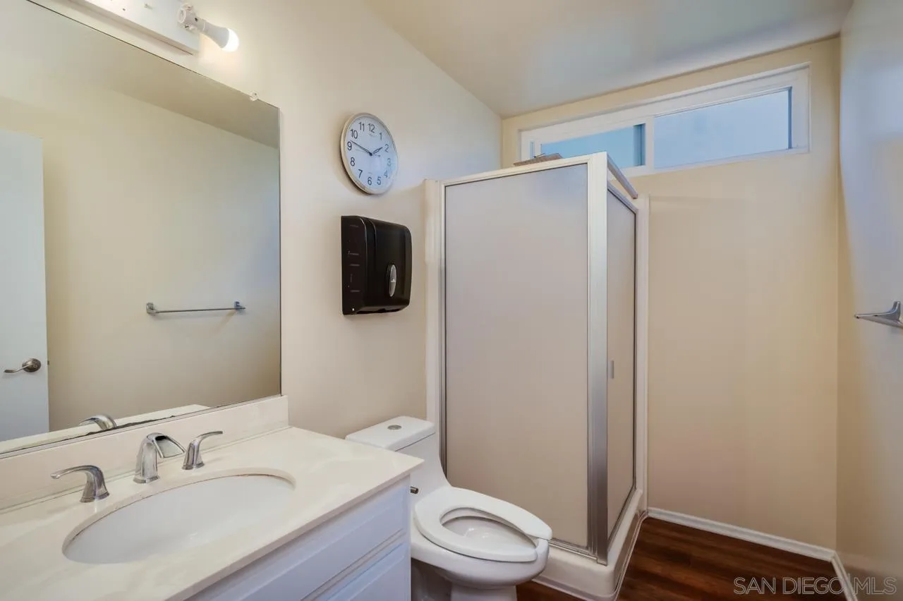 https://cdn.realtyfeed.com/cdn/127/250036083/1cf2ffa29f6c7cb15e6a8e6fd530b1c7.webp