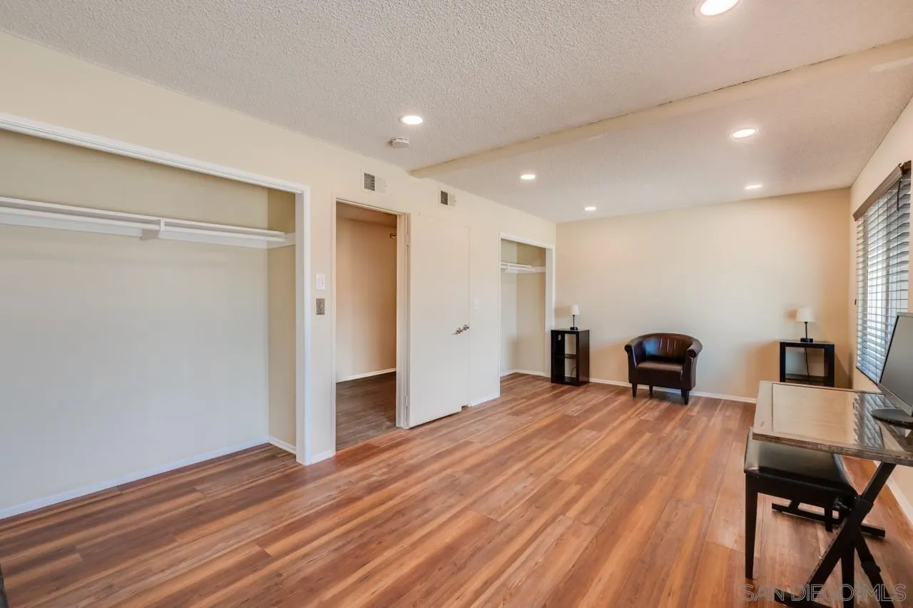 https://cdn.realtyfeed.com/cdn/127/250036083/64603d0556f4f2be34a09db201a1d14f.webp