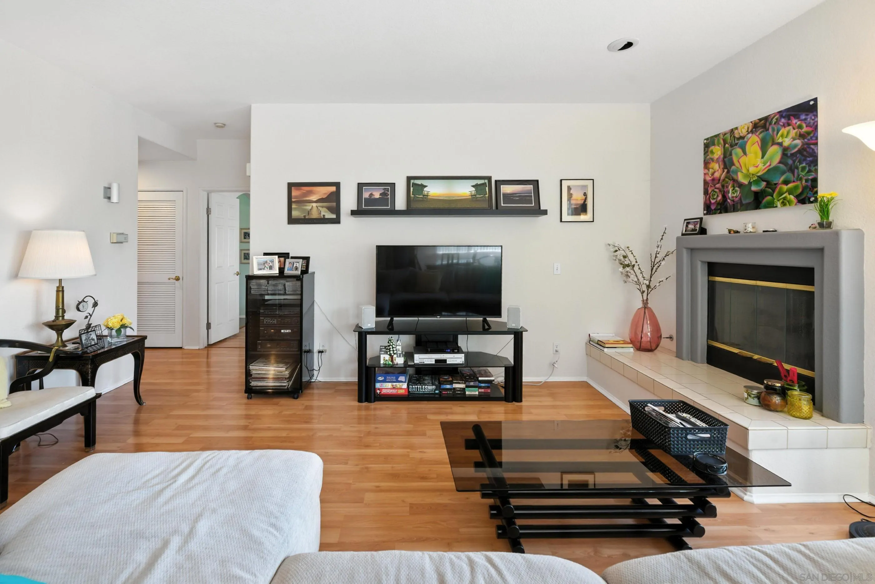 Photo #7: 250036085 Listing: Photo #7