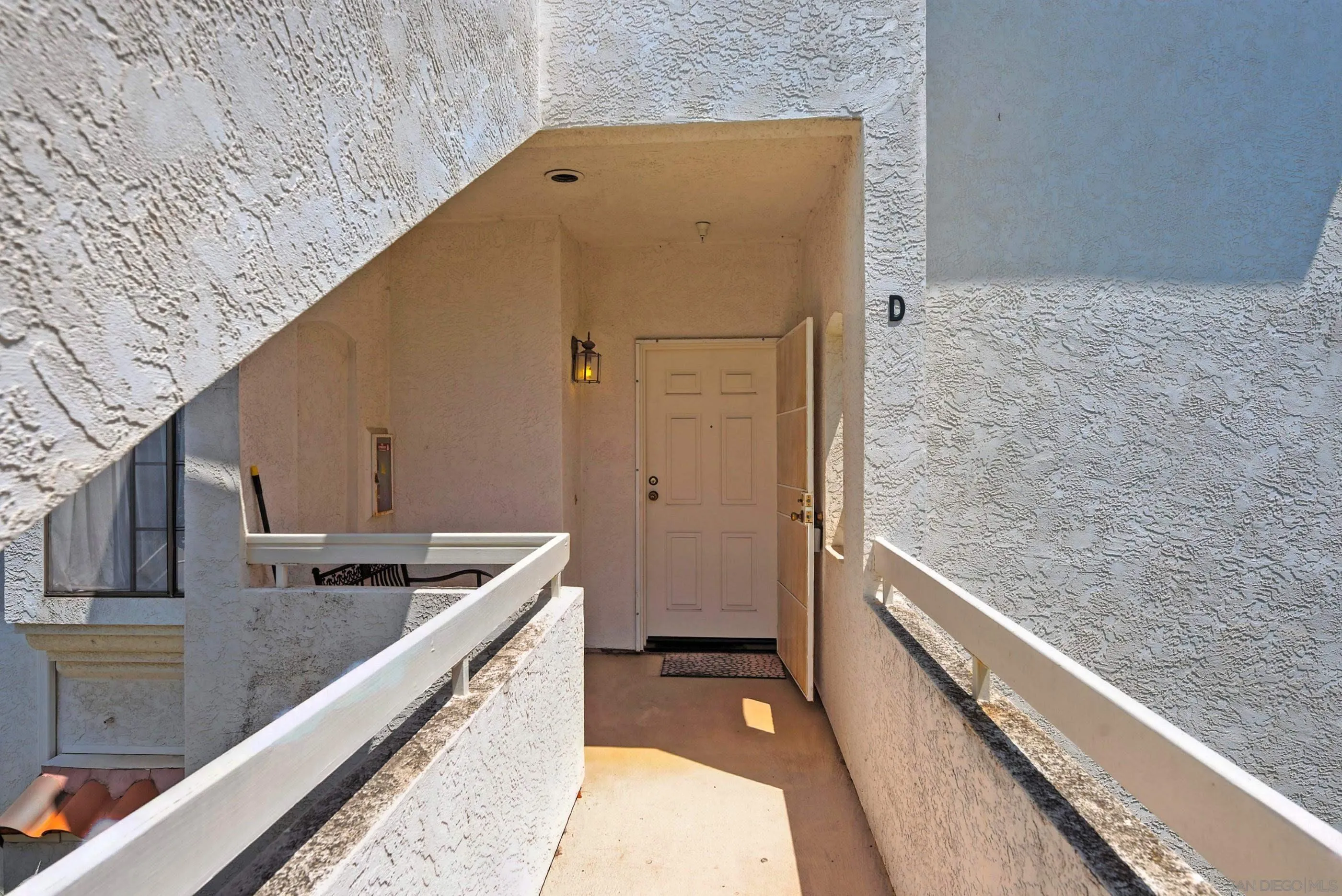 Photo #3: 250036085 Listing 
