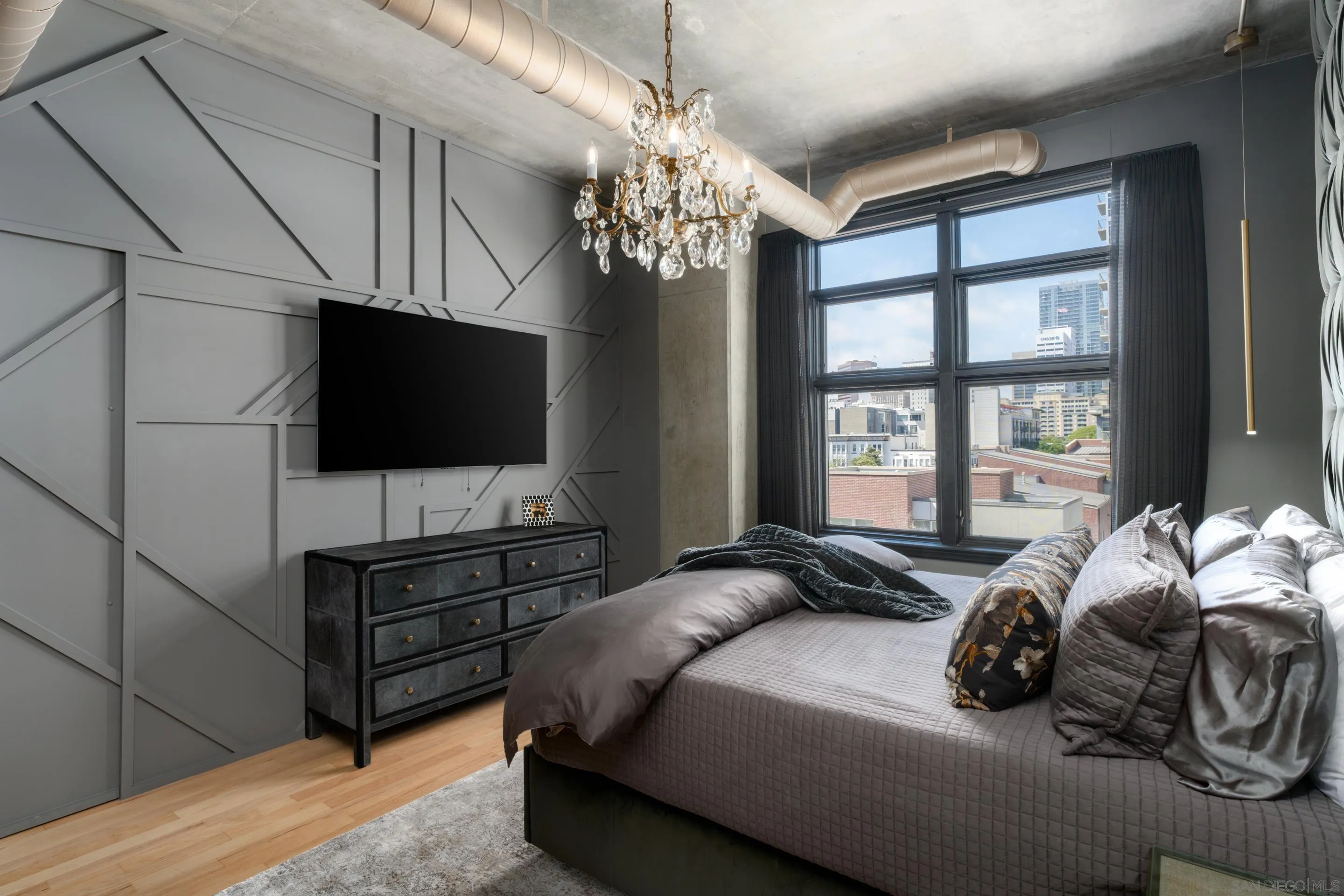 https://cdn.realtyfeed.com/cdn/127/250036086/454df4e7b0e00d7c68e308765e4c34a8.webp