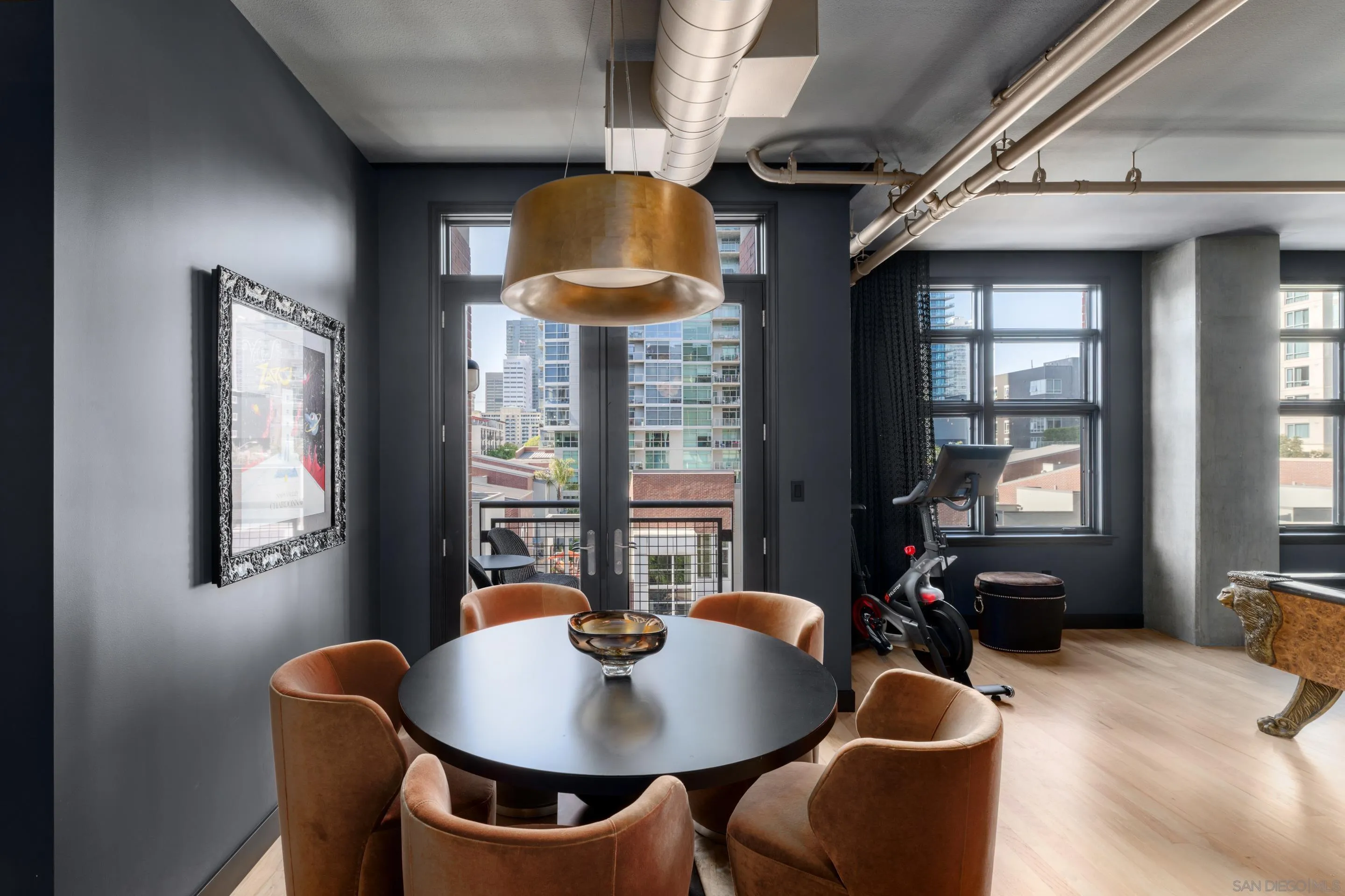 https://cdn.realtyfeed.com/cdn/127/250036086/a9d50d1d813c1d225e4b5226f0d2221b.webp