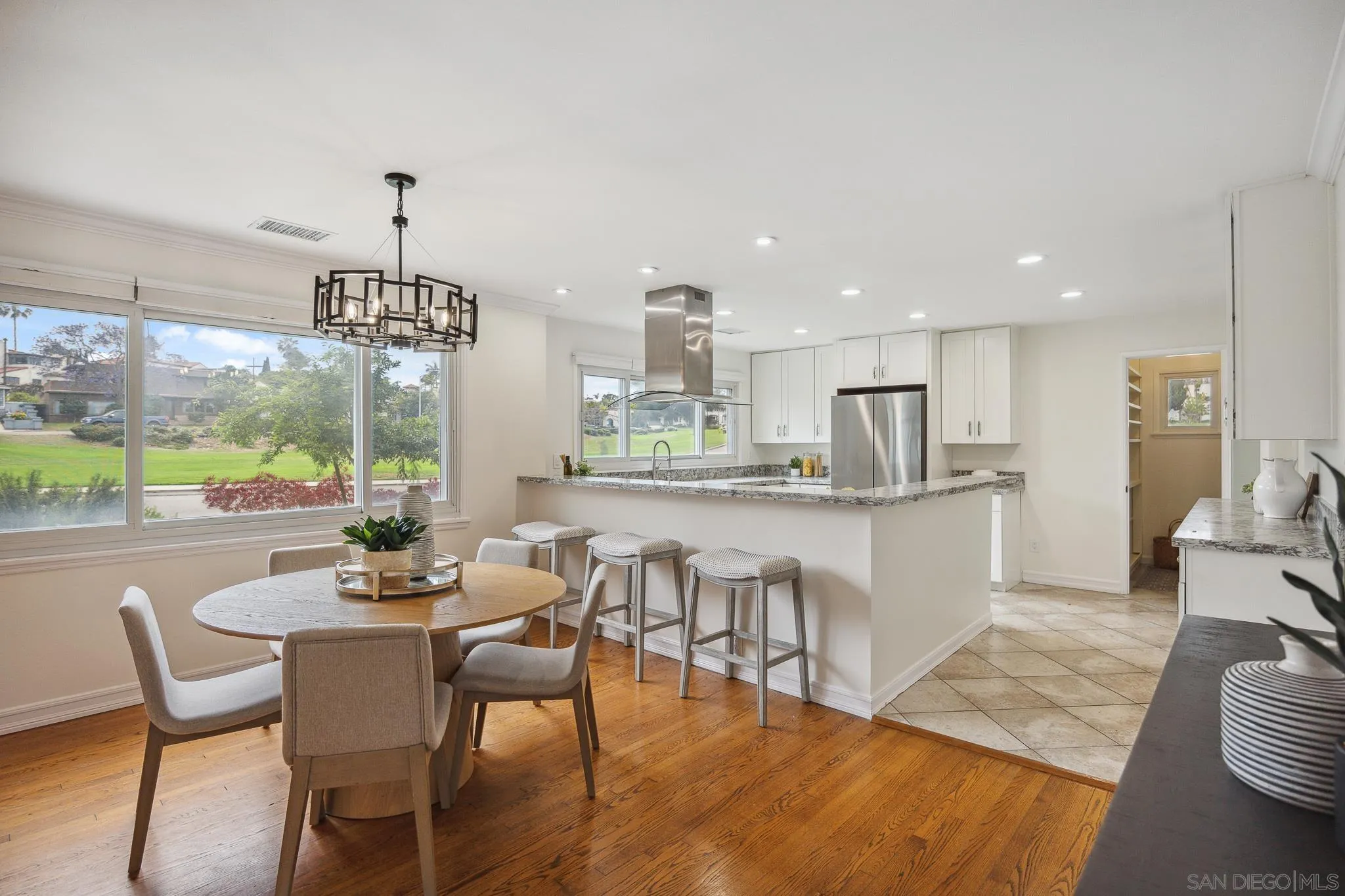 https://cdn.realtyfeed.com/cdn/127/250036092/7771522881e292f4a1926772285f3b79.webp
