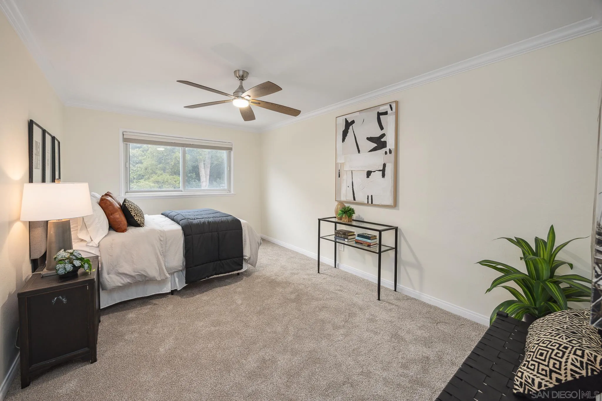 https://cdn.realtyfeed.com/cdn/127/250036092/9c431071d0bf0bcc188c86fc067e9fef.webp