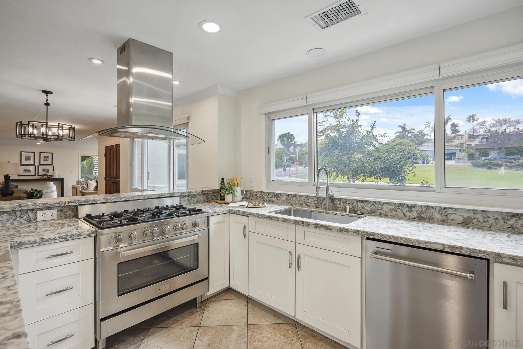 https://cdn.realtyfeed.com/cdn/127/250036092/b2387013e1906975a85c8b74780465b8.webp