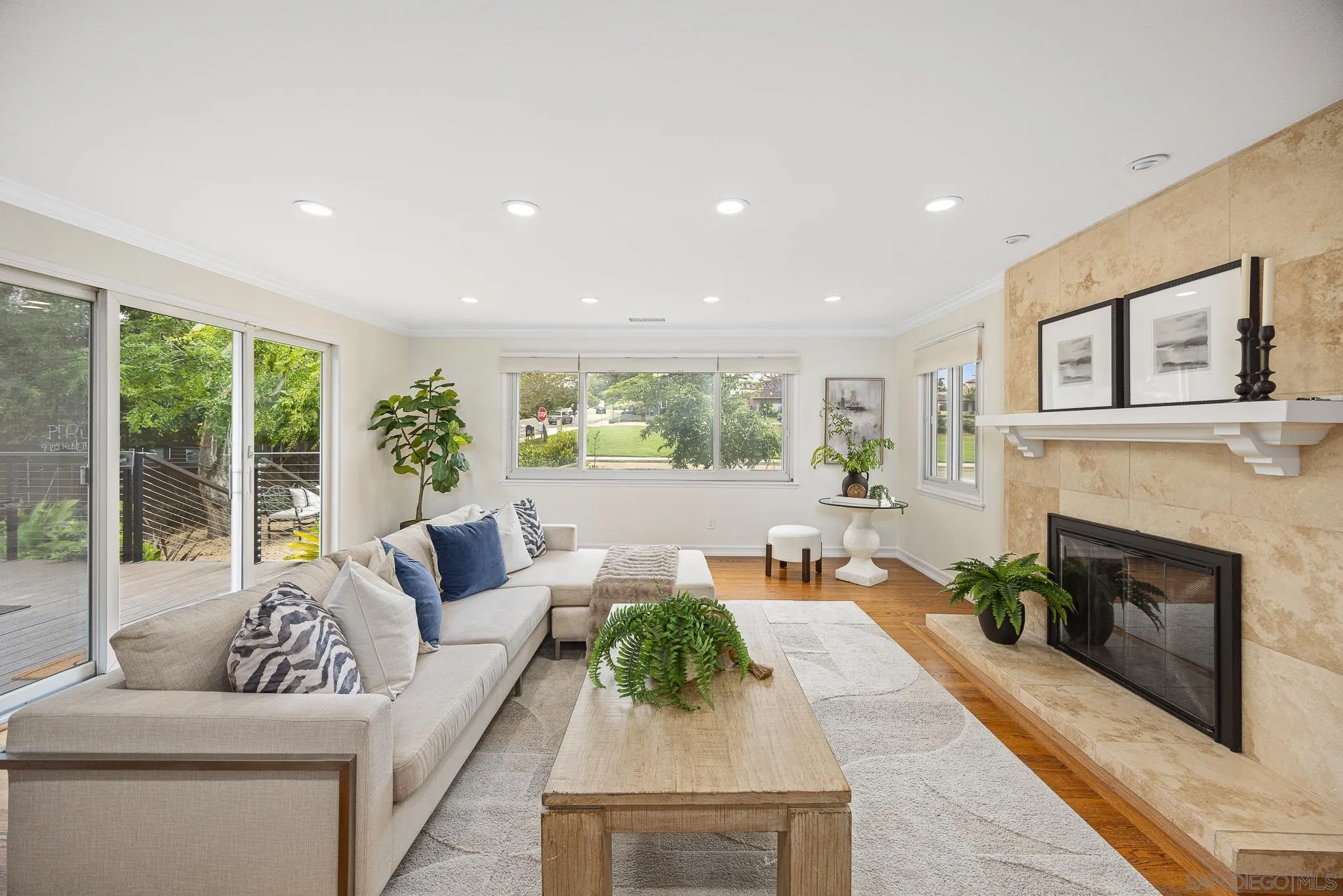 https://cdn.realtyfeed.com/cdn/127/250036092/be60d512eb4892ef81e6dc14f98d9a92.webp