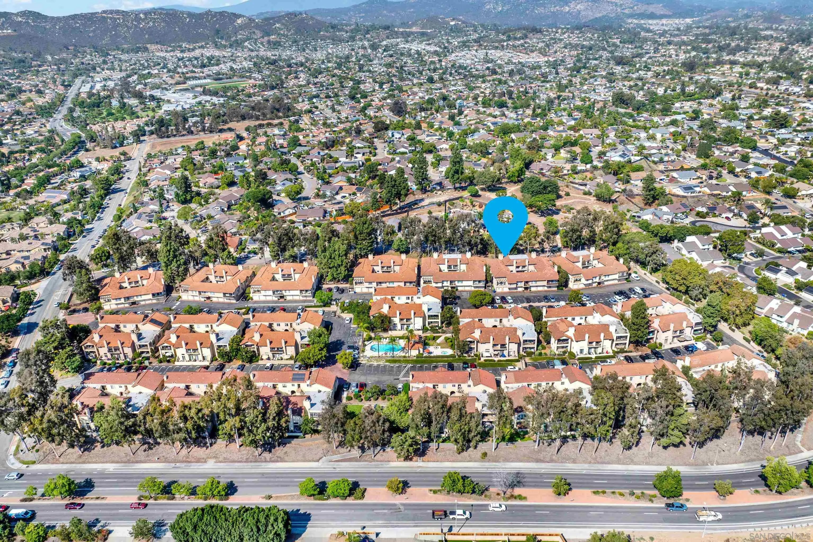 Photo #2: 250036096 Listing 