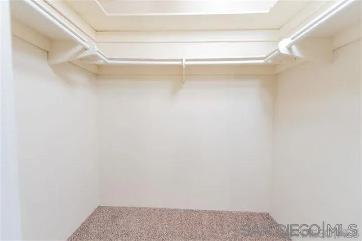 Photo #8: 250036100 Listing: Photo #8