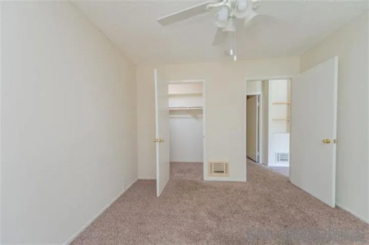 Photo #6: 250036100 Listing 