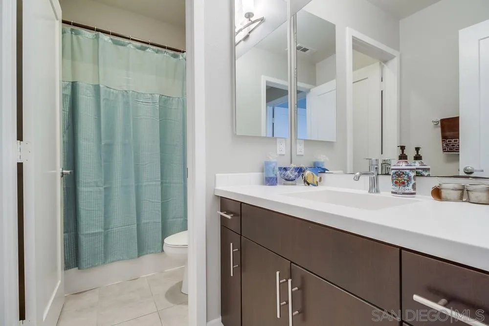 Photo #23: 250036101 Listing: Photo #23