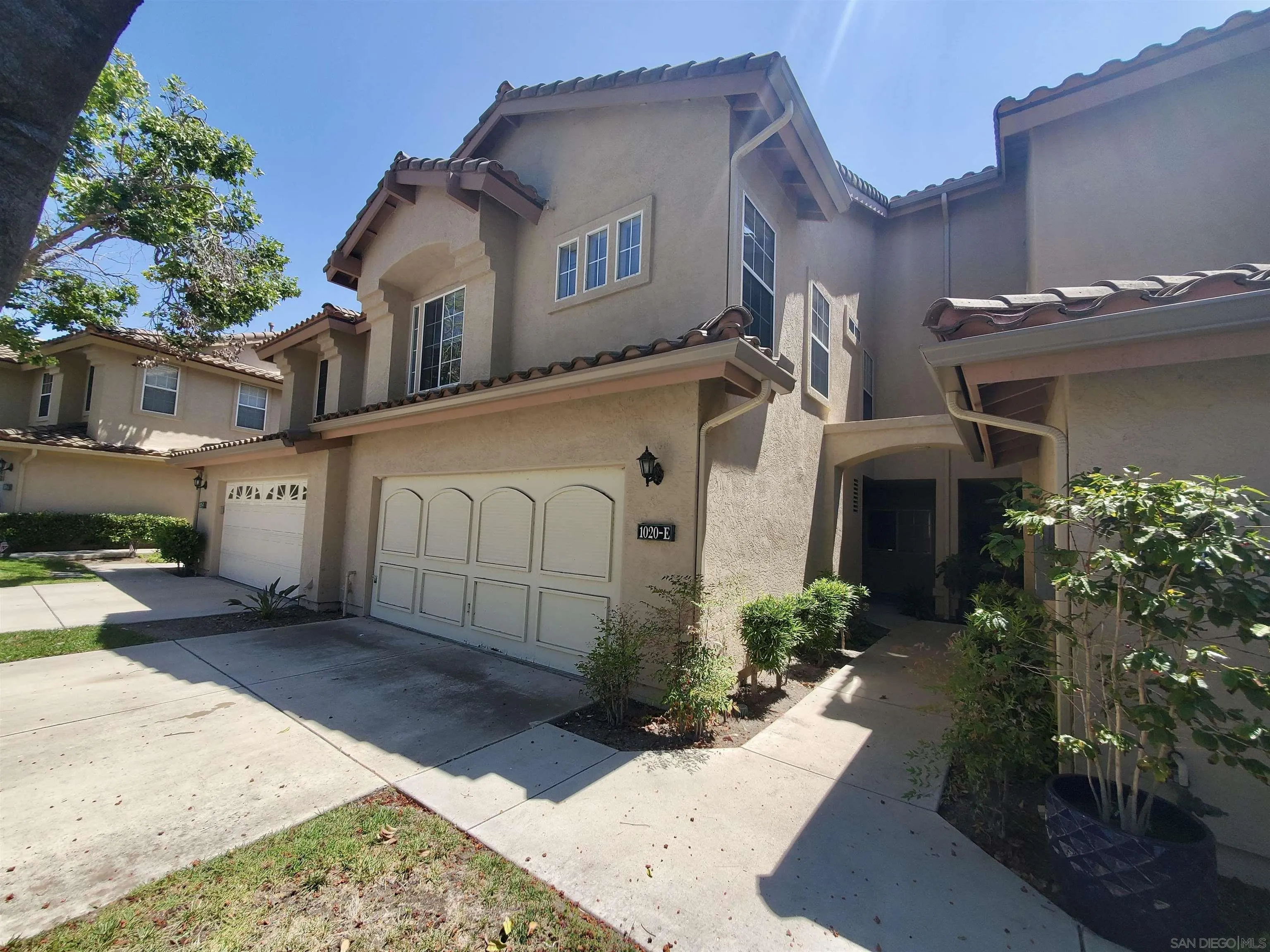 https://cdn.realtyfeed.com/cdn/127/250036102/6879a96c86c54d38472f274054d3dc04.webp
