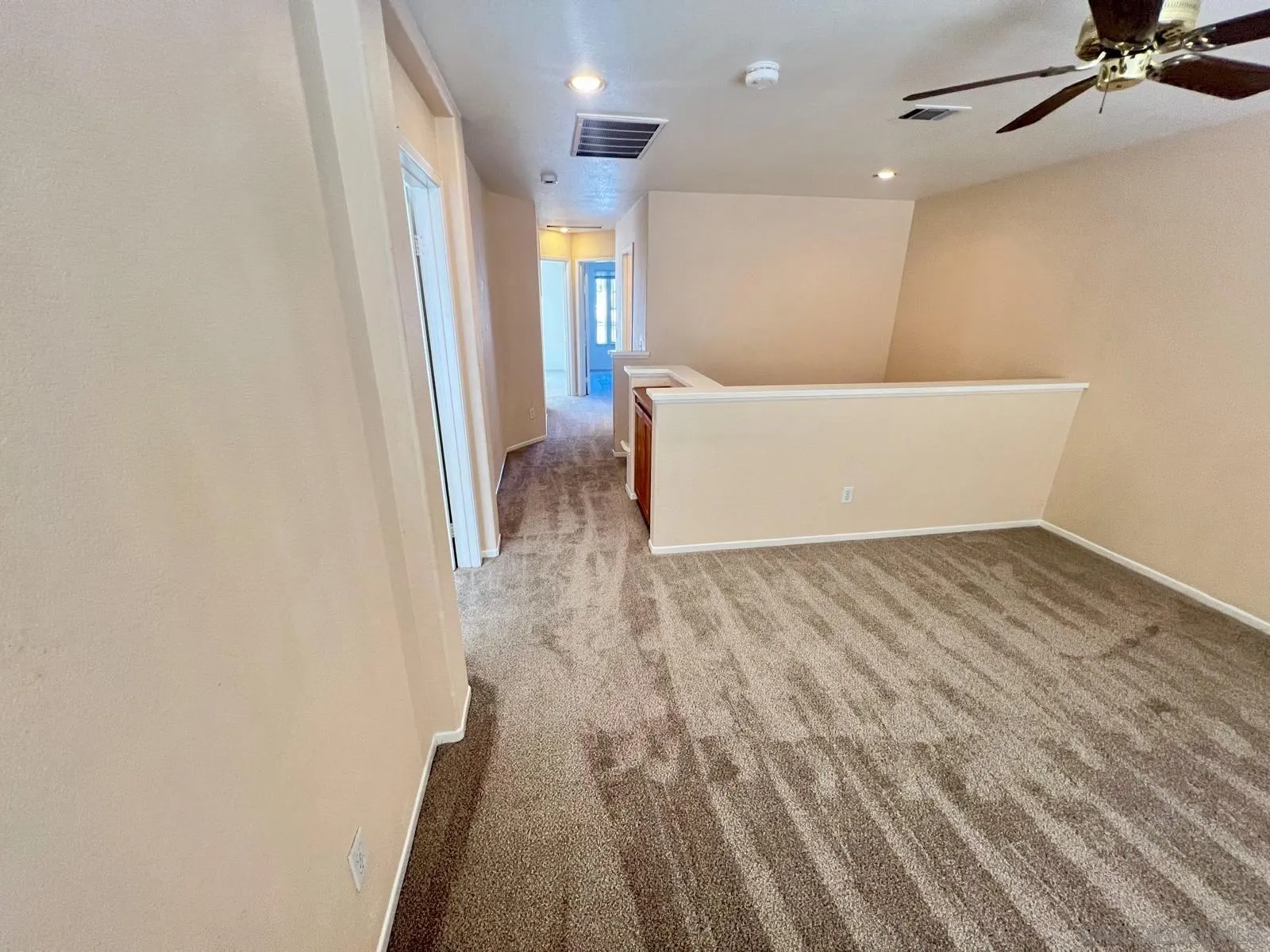 https://cdn.realtyfeed.com/cdn/127/250036102/957697f0af9f5dfed0ceadc569b6746e.webp