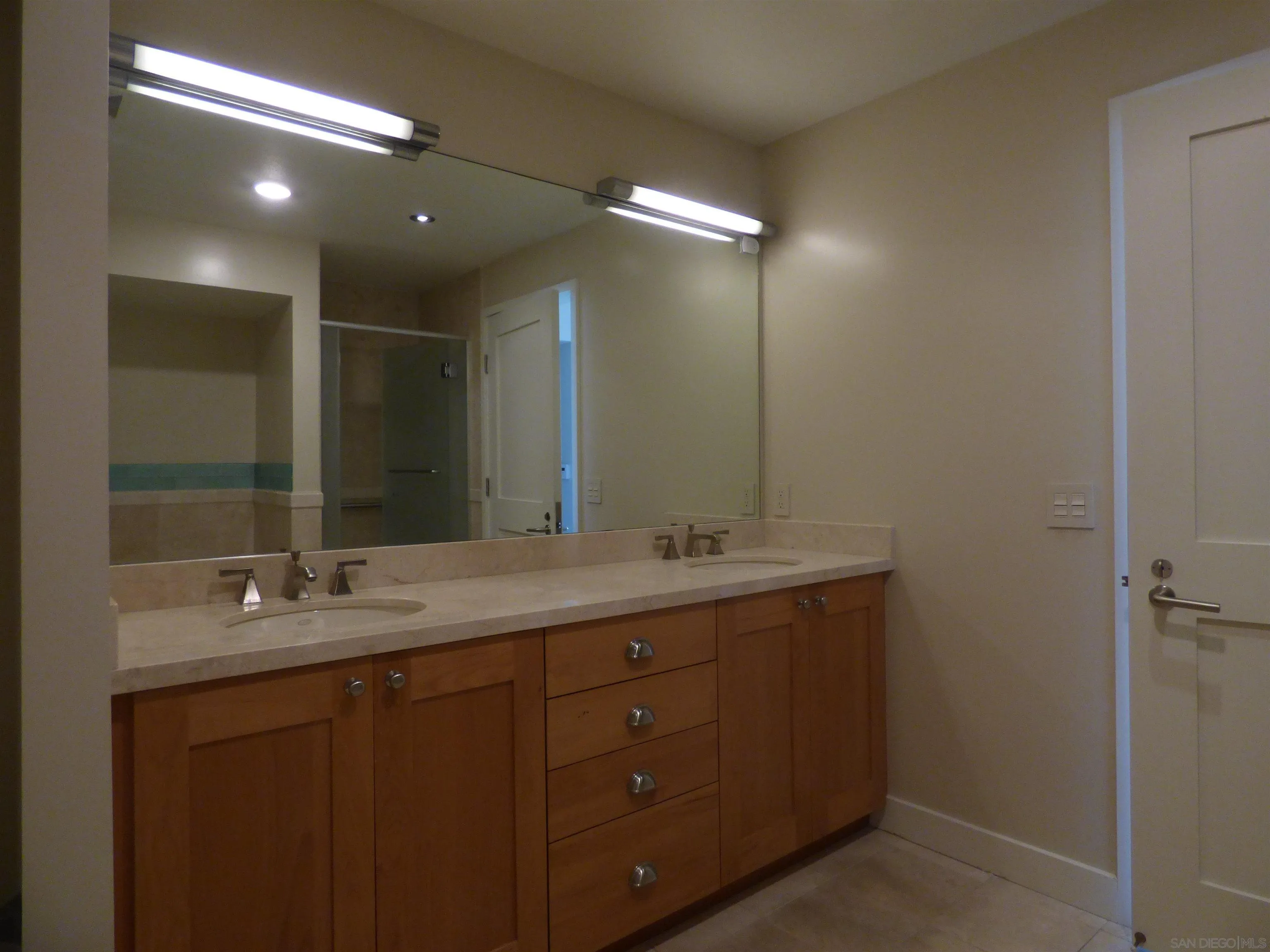 Photo #13: 250036106 Listing: Photo #13