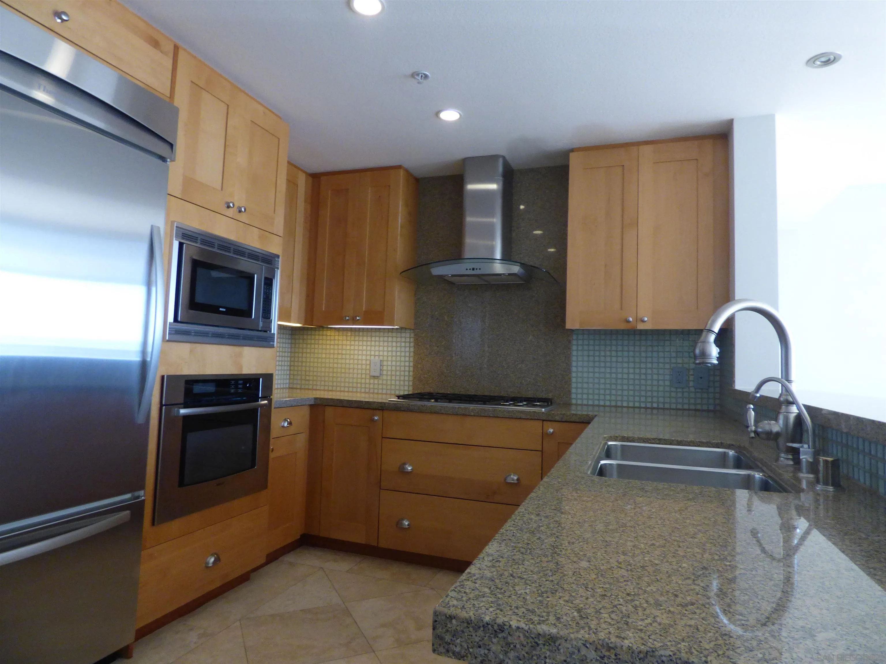Photo #16: 250036106 Listing: Photo #16