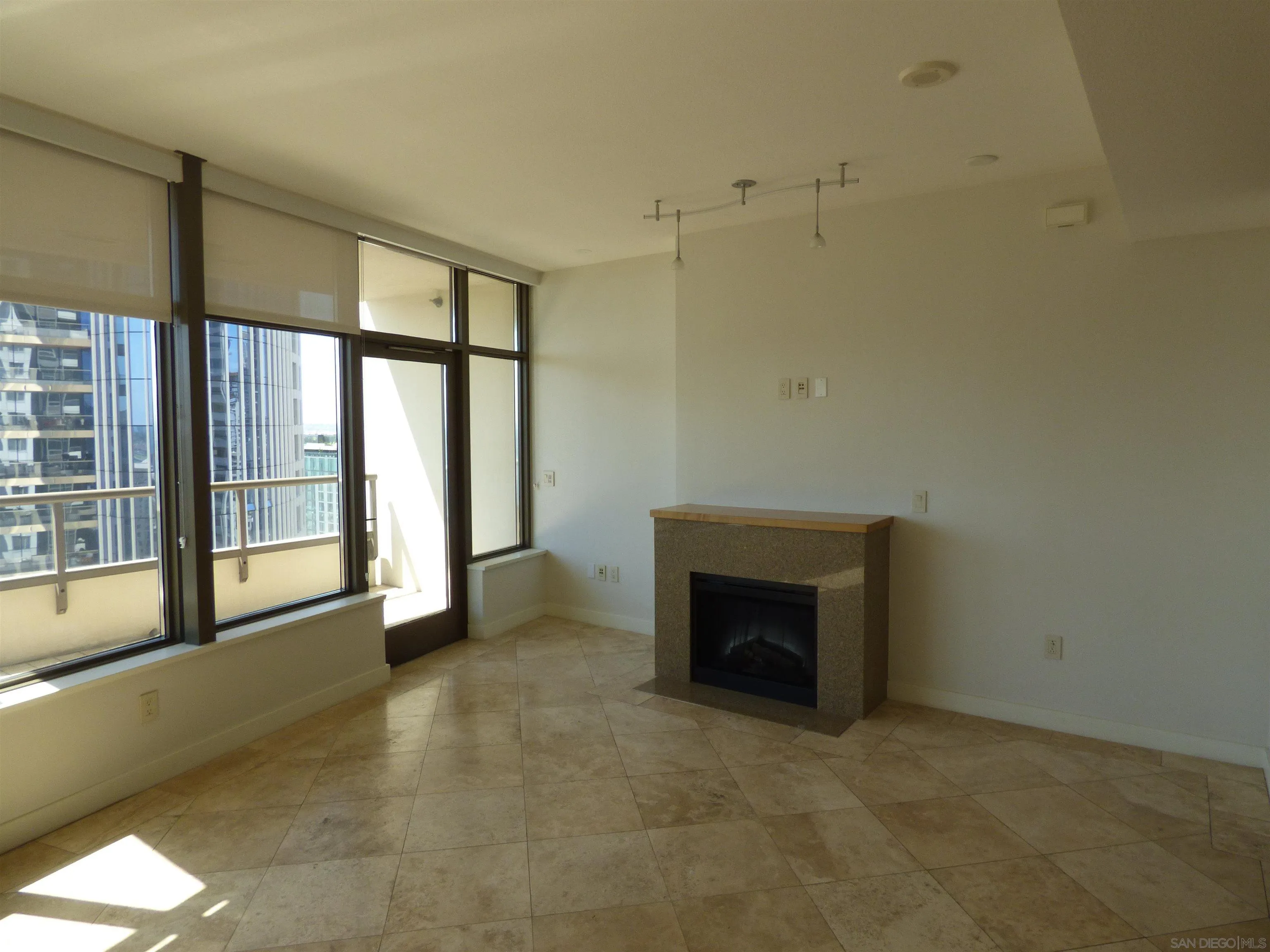 Photo #7: 250036106 Listing: Photo #7