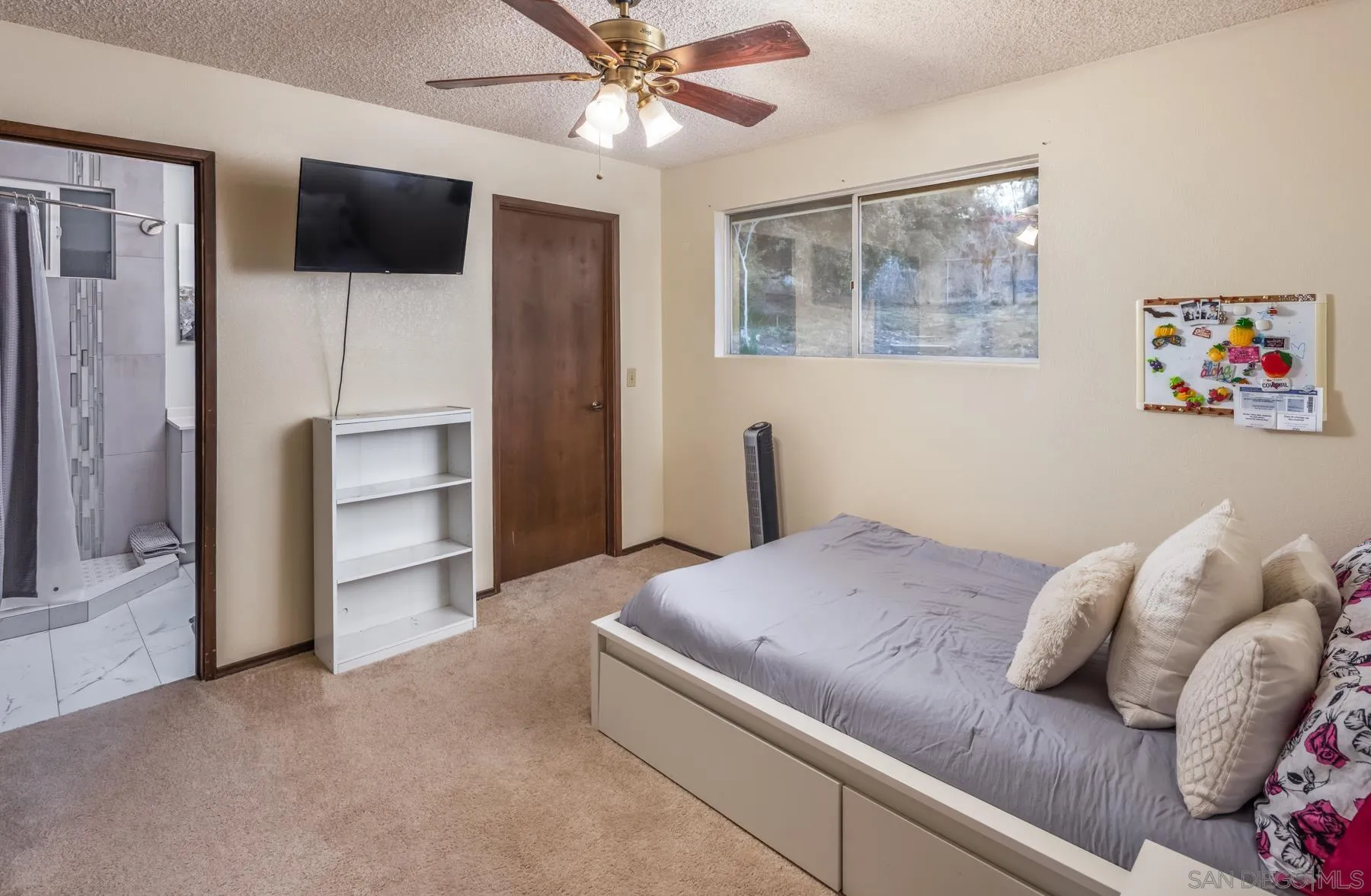 https://cdn.realtyfeed.com/cdn/127/250036108/044551e12aa382cd85fe058868a70701.webp