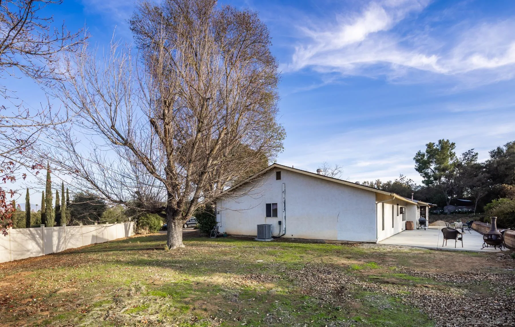 https://cdn.realtyfeed.com/cdn/127/250036108/b5c291d0886390f9bf26eff00db17aa8.webp