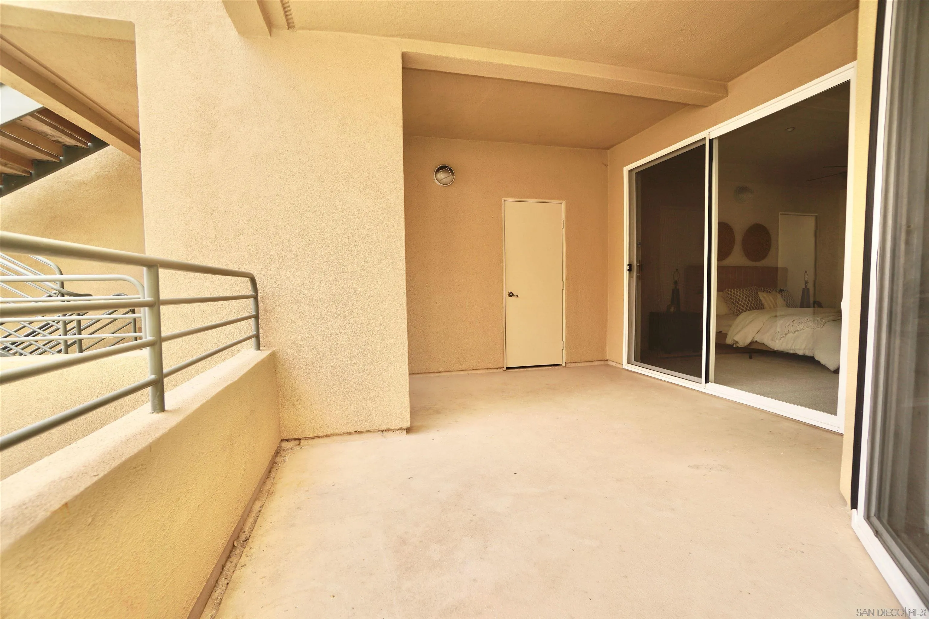 https://cdn.realtyfeed.com/cdn/127/250036110/c0aac9918c3aecdf74f9c2f89c0c7deb.webp