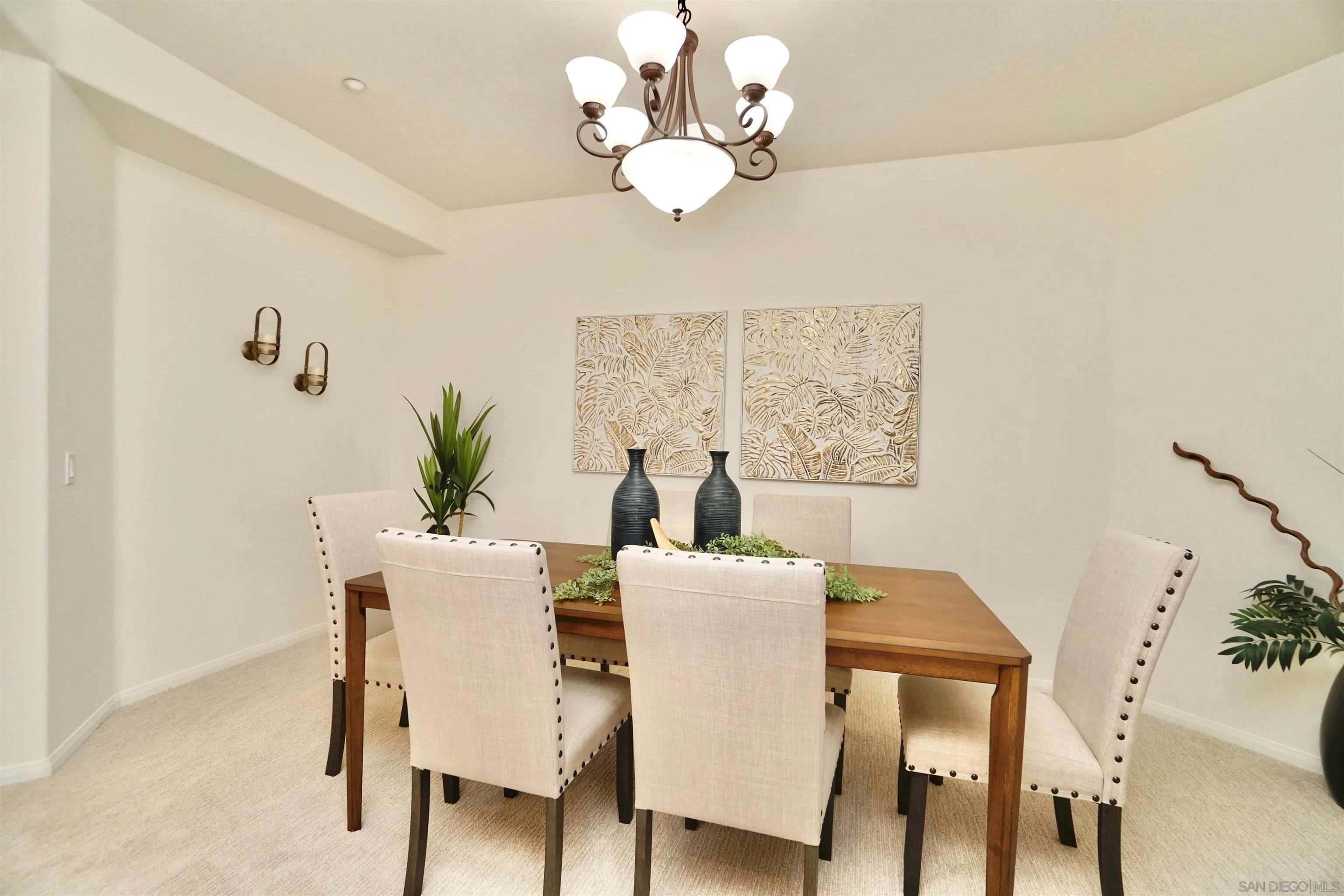 https://cdn.realtyfeed.com/cdn/127/250036110/e47651bca7dafd4c43efb83c6ae8cba6.webp