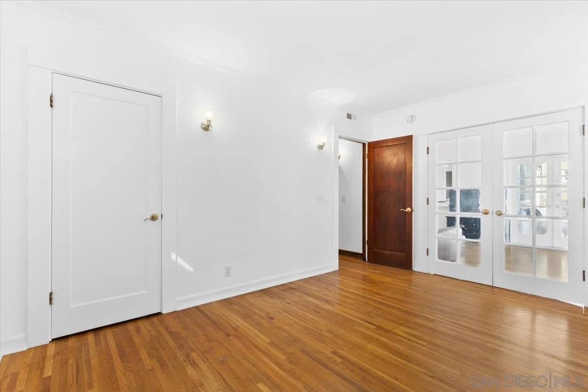 https://cdn.realtyfeed.com/cdn/127/250036112/95f3100f2c2713165729df5a2134a3e5.webp