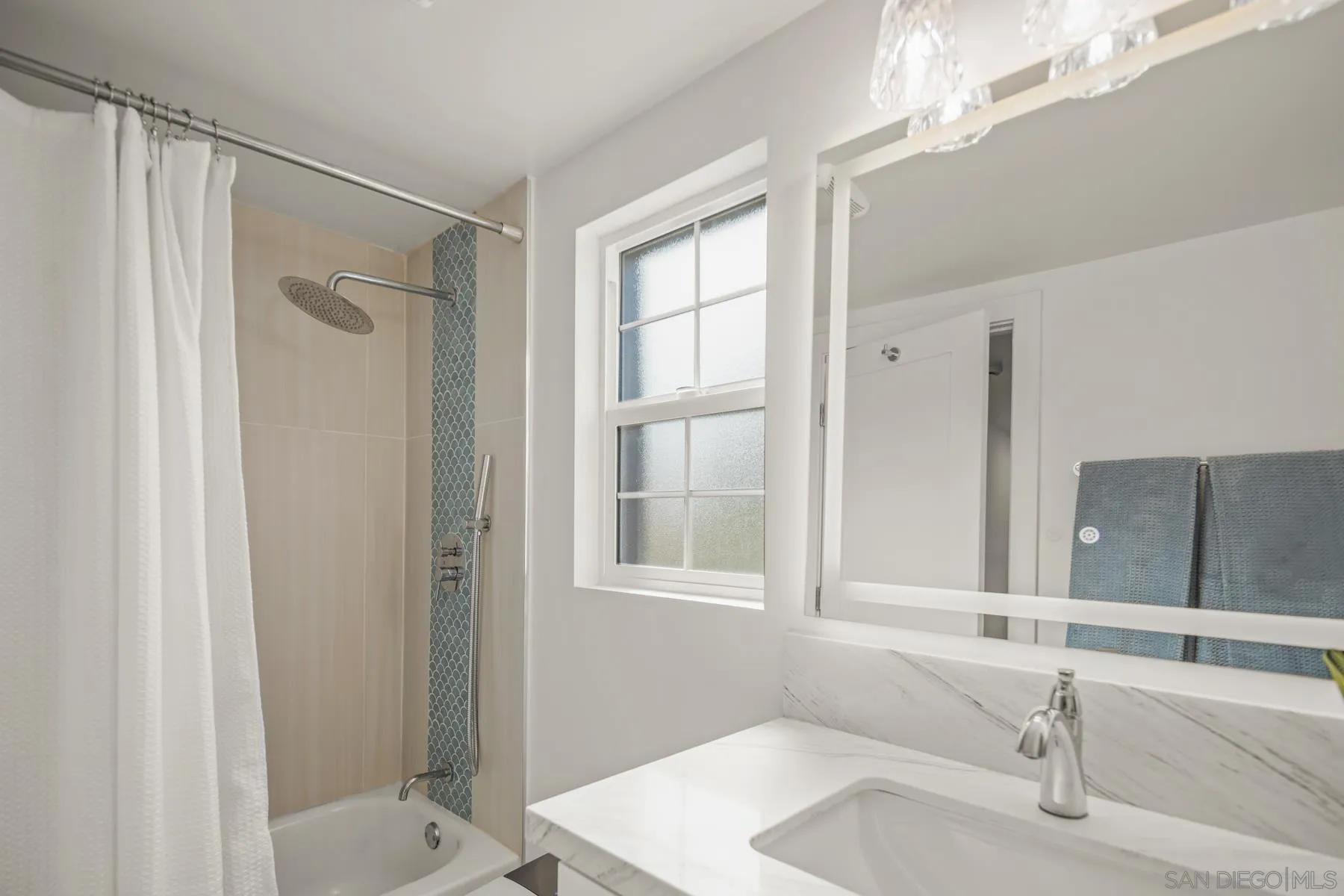 https://cdn.realtyfeed.com/cdn/127/250036115/07a9c0e12012e261f70f335209f079a7.webp