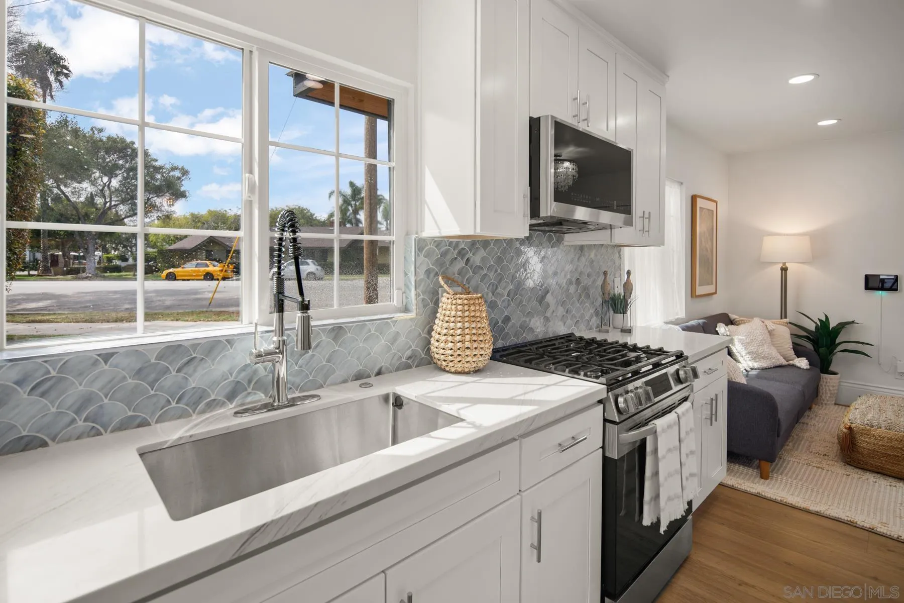 https://cdn.realtyfeed.com/cdn/127/250036115/16d463c6913deea9c136ba7af3112b7a.webp