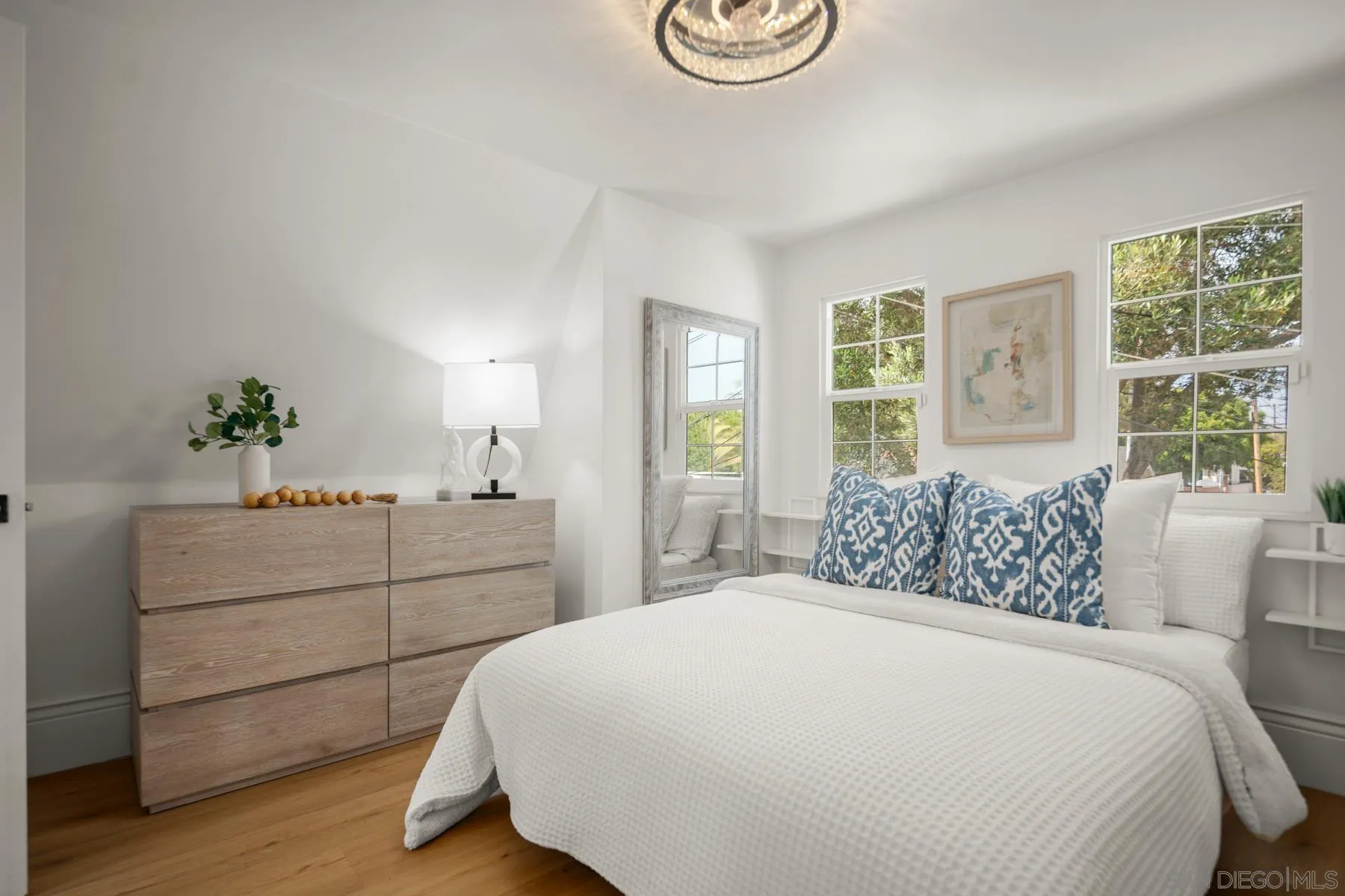 https://cdn.realtyfeed.com/cdn/127/250036115/7d15d34e3e3d81c41d723e7eab011c31.webp