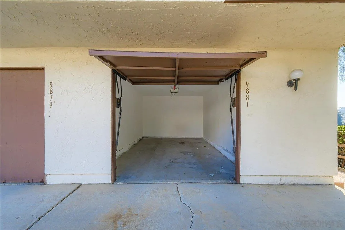 Photo #22: 250036116 Listing: Photo #22