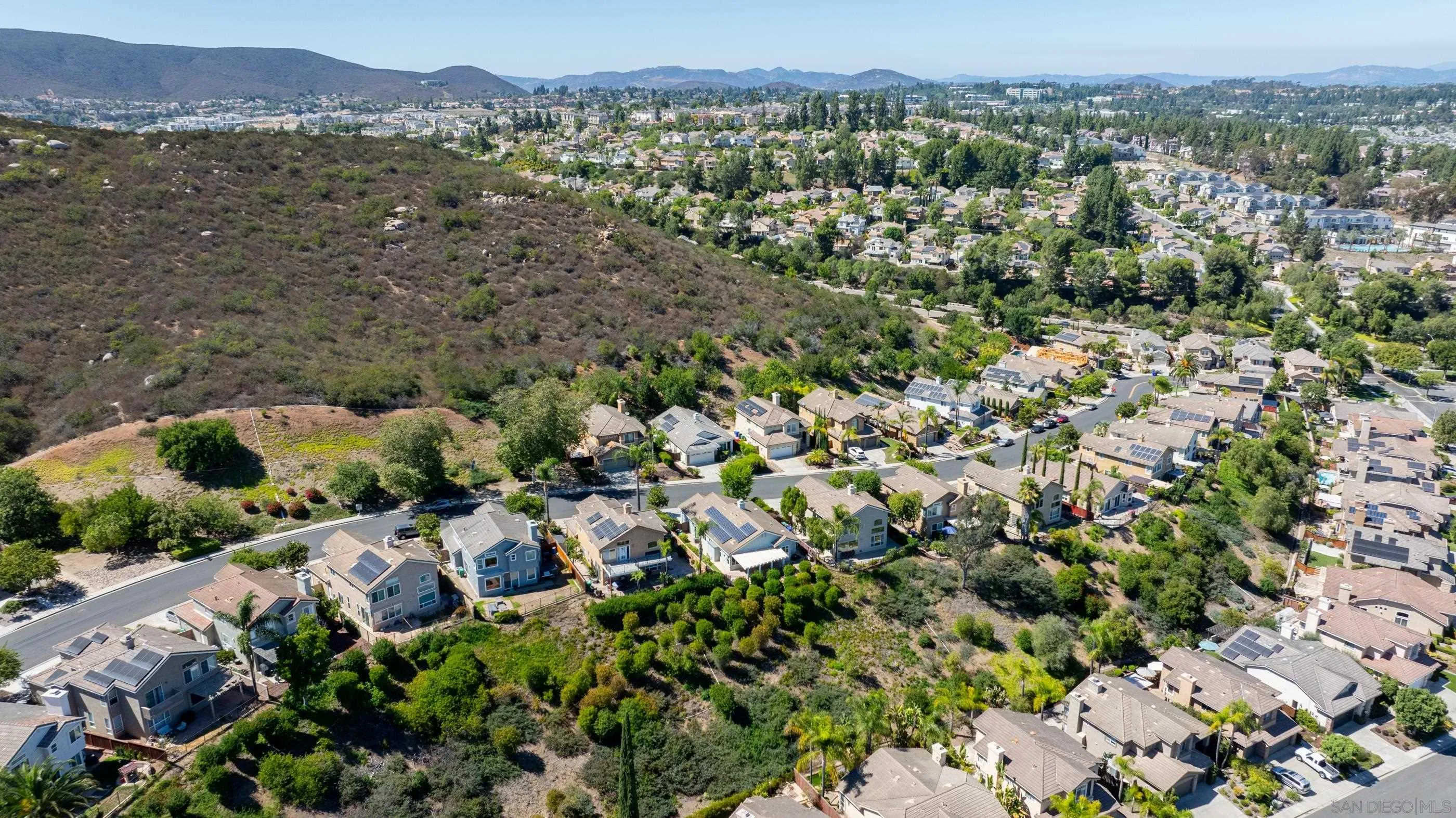 https://cdn.realtyfeed.com/cdn/127/250036118/1565cbe8f305c0ef95449b9e913d1407.webp
