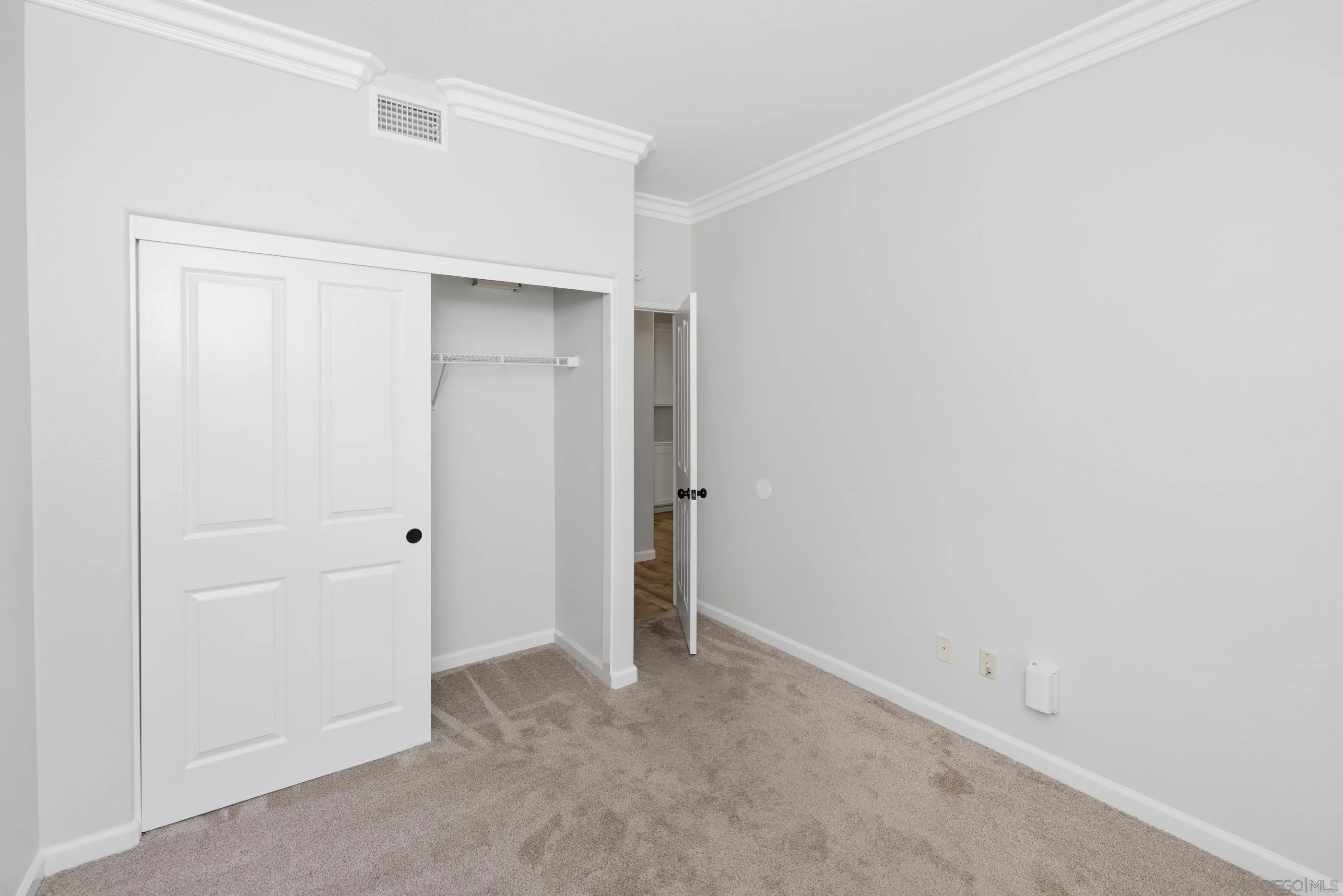 https://cdn.realtyfeed.com/cdn/127/250036118/4d5f050a651b11bad2df2883419ce09c.webp