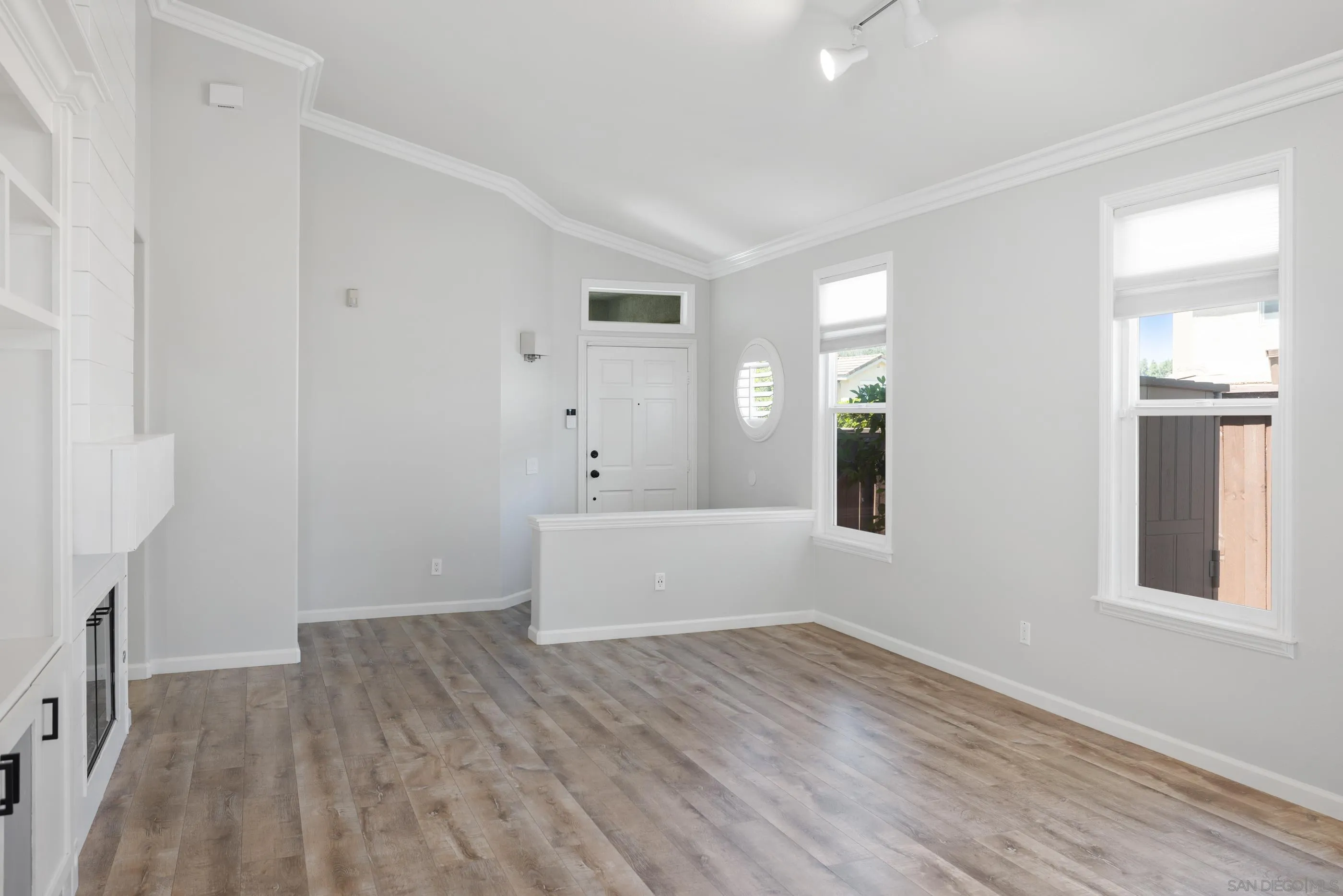 https://cdn.realtyfeed.com/cdn/127/250036118/d7d72317857520f0ff2a021d6959e144.webp