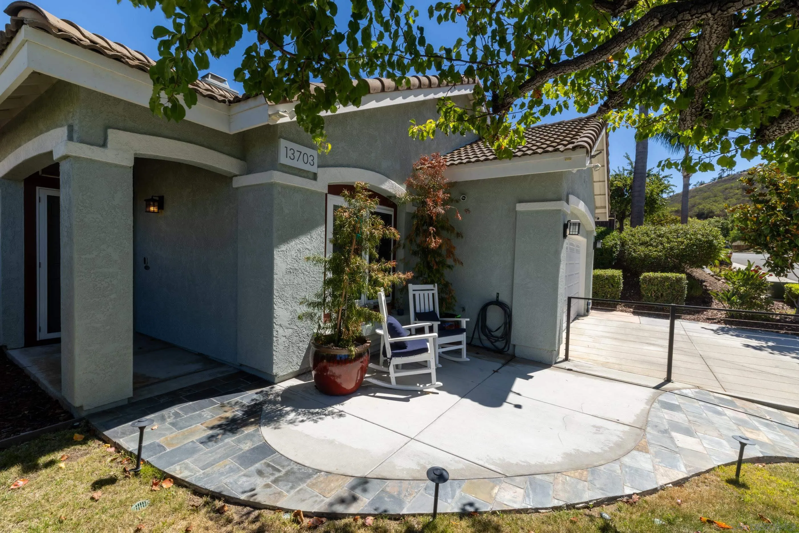https://cdn.realtyfeed.com/cdn/127/250036118/f70157e24d68487d0dd75b180d65d7b9.webp