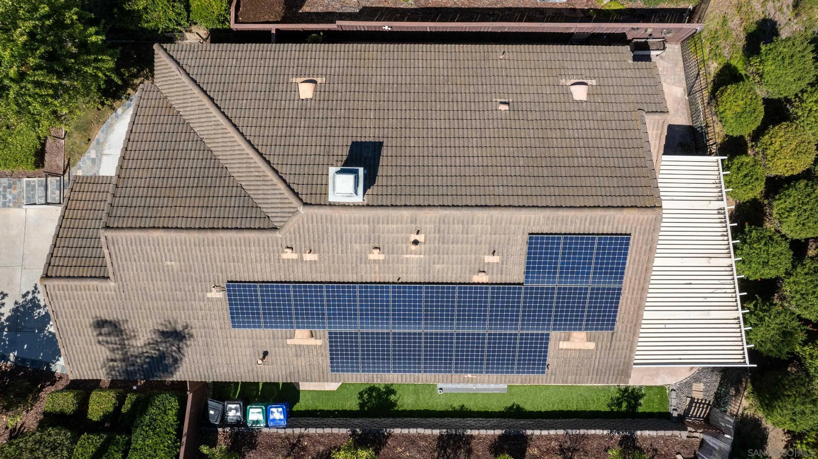 https://cdn.realtyfeed.com/cdn/127/250036118/fd3a3b73f387e5b4fe498ca5a1461ba7.webp