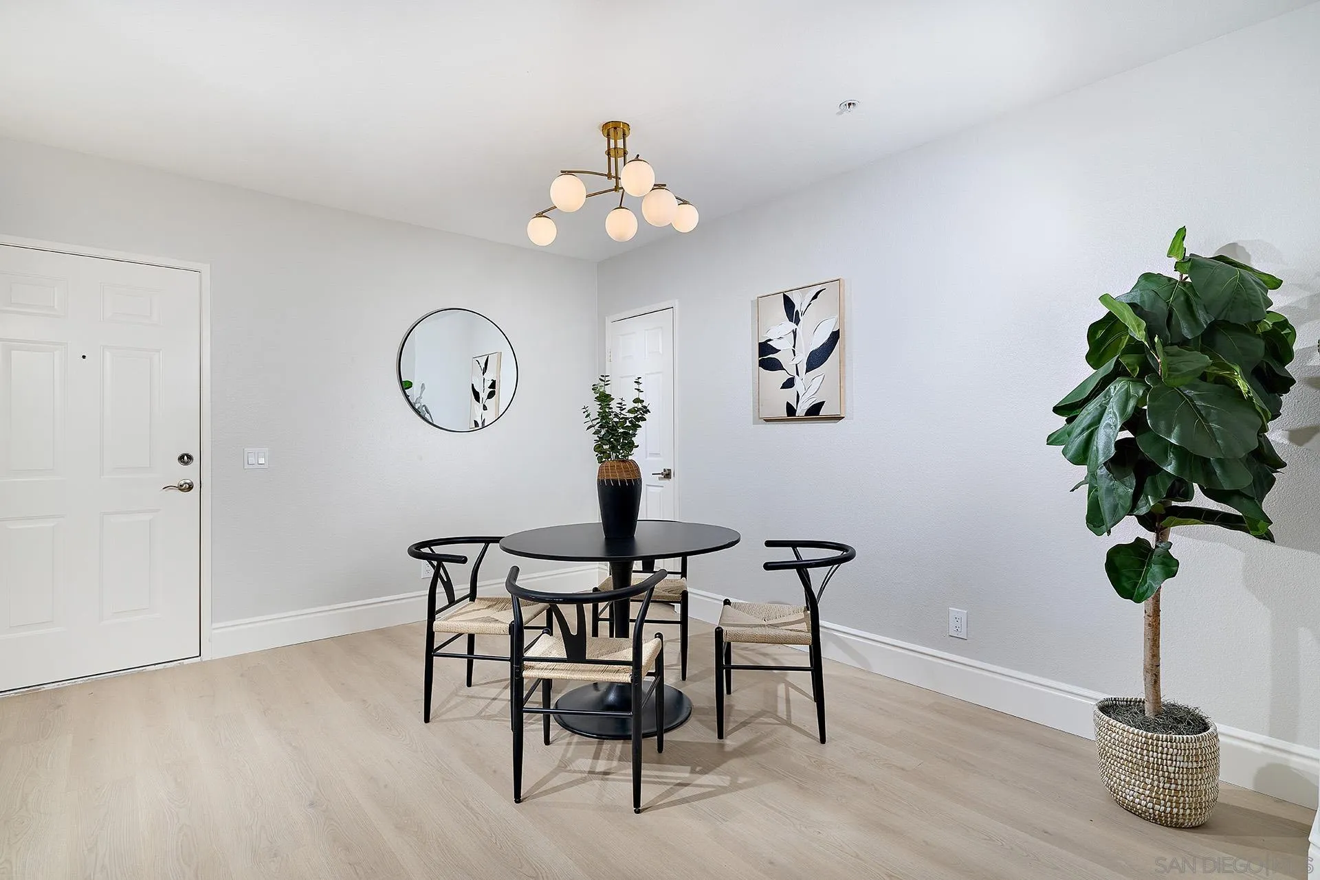 Photo #5: 250036125 Listing 