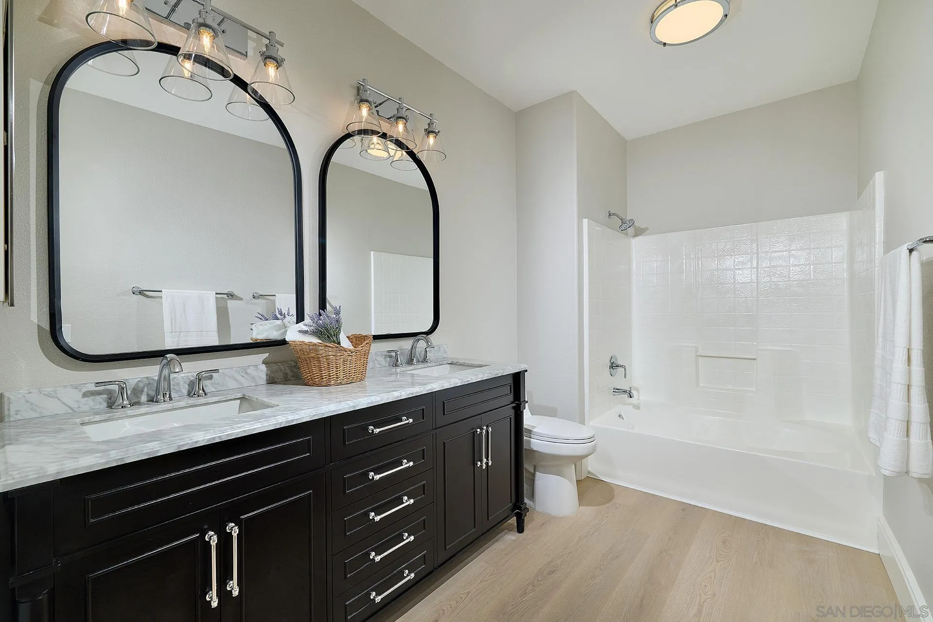 Photo #11: 250036125 Listing: Photo #11