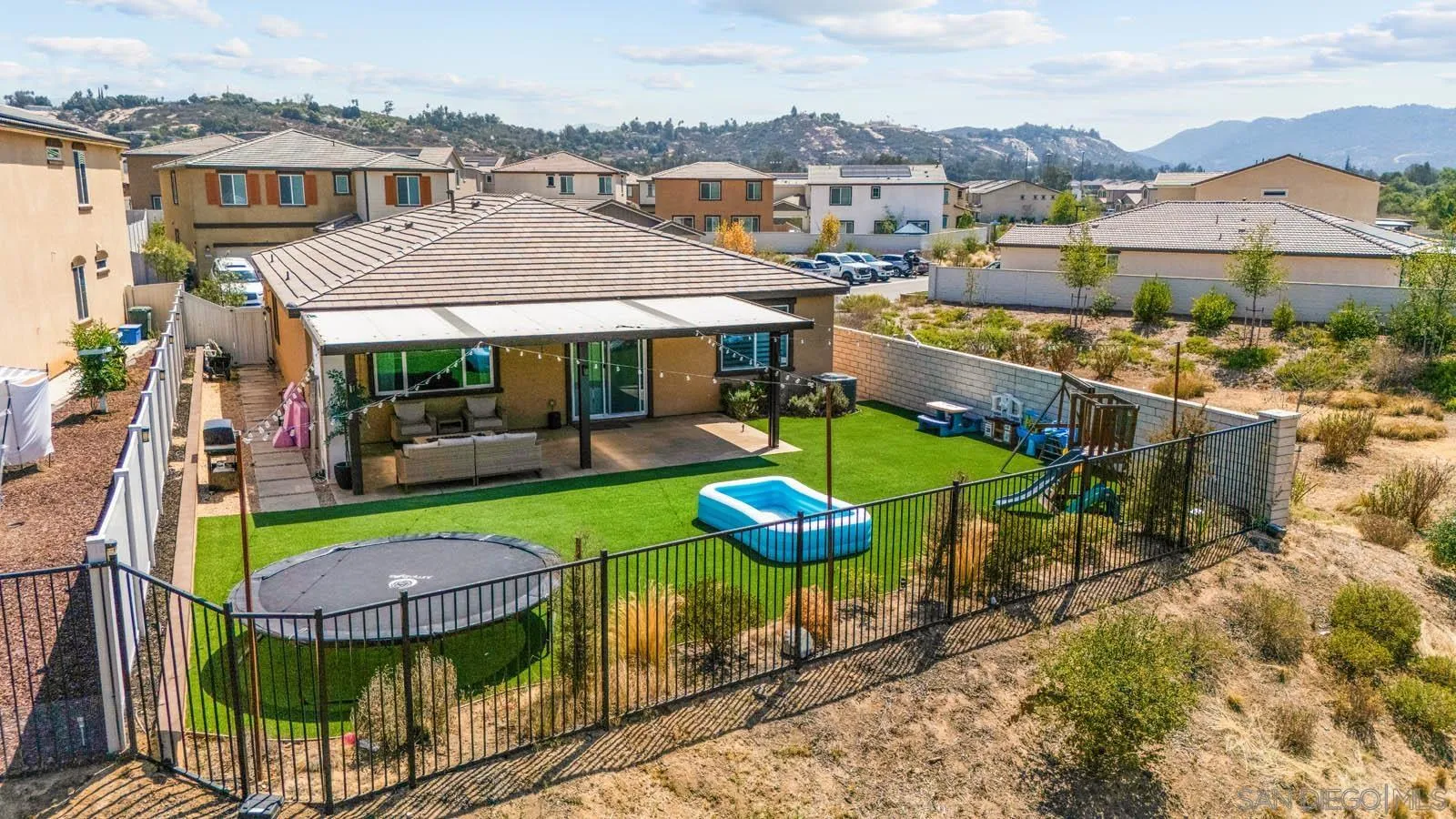 https://cdn.realtyfeed.com/cdn/127/250036127/f6c689094b83c97075fb1d8f182adfb5.webp