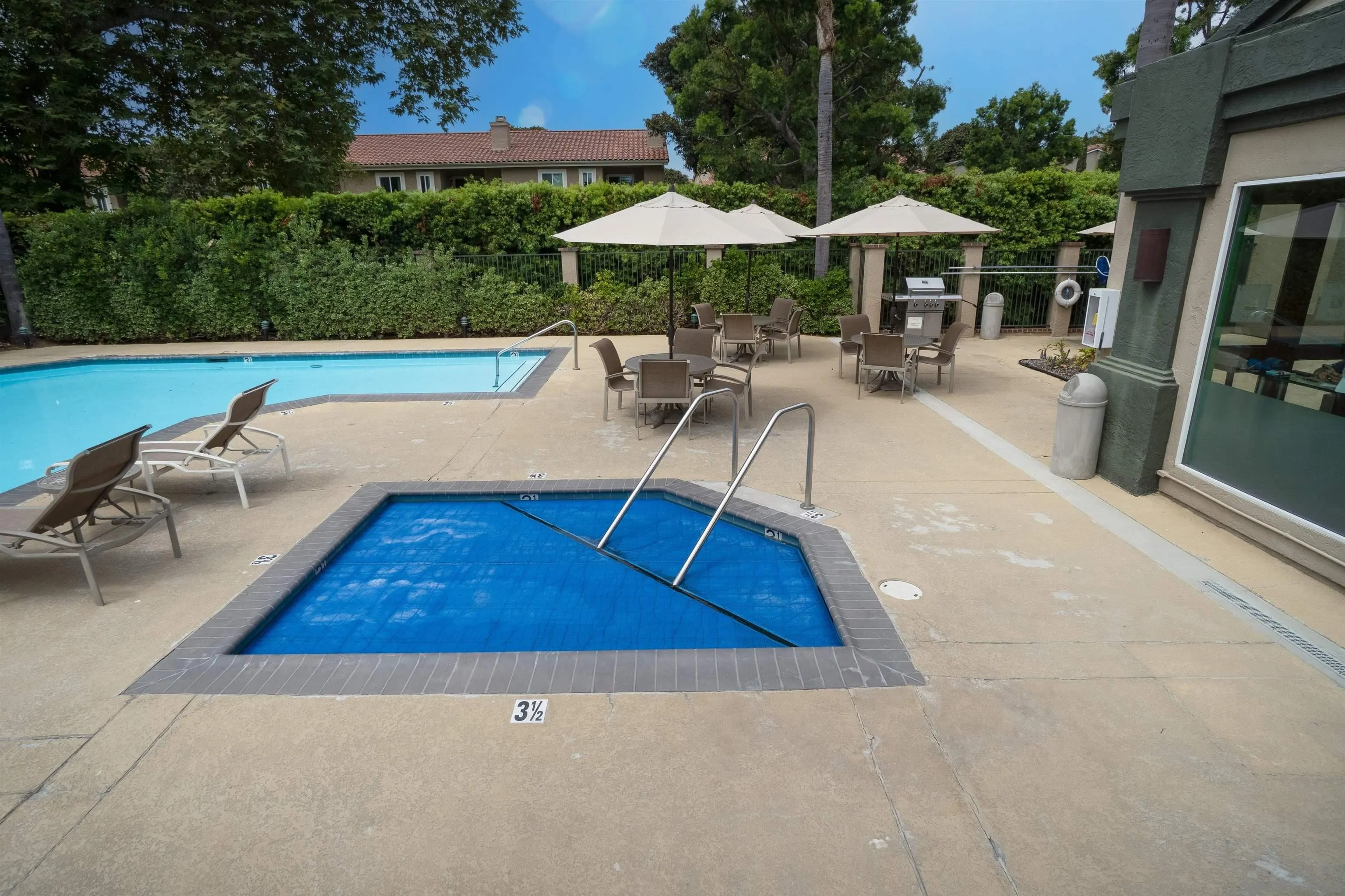 https://cdn.realtyfeed.com/cdn/127/250036129/21549dce2d52dcbaa468b1f6567b4133.webp