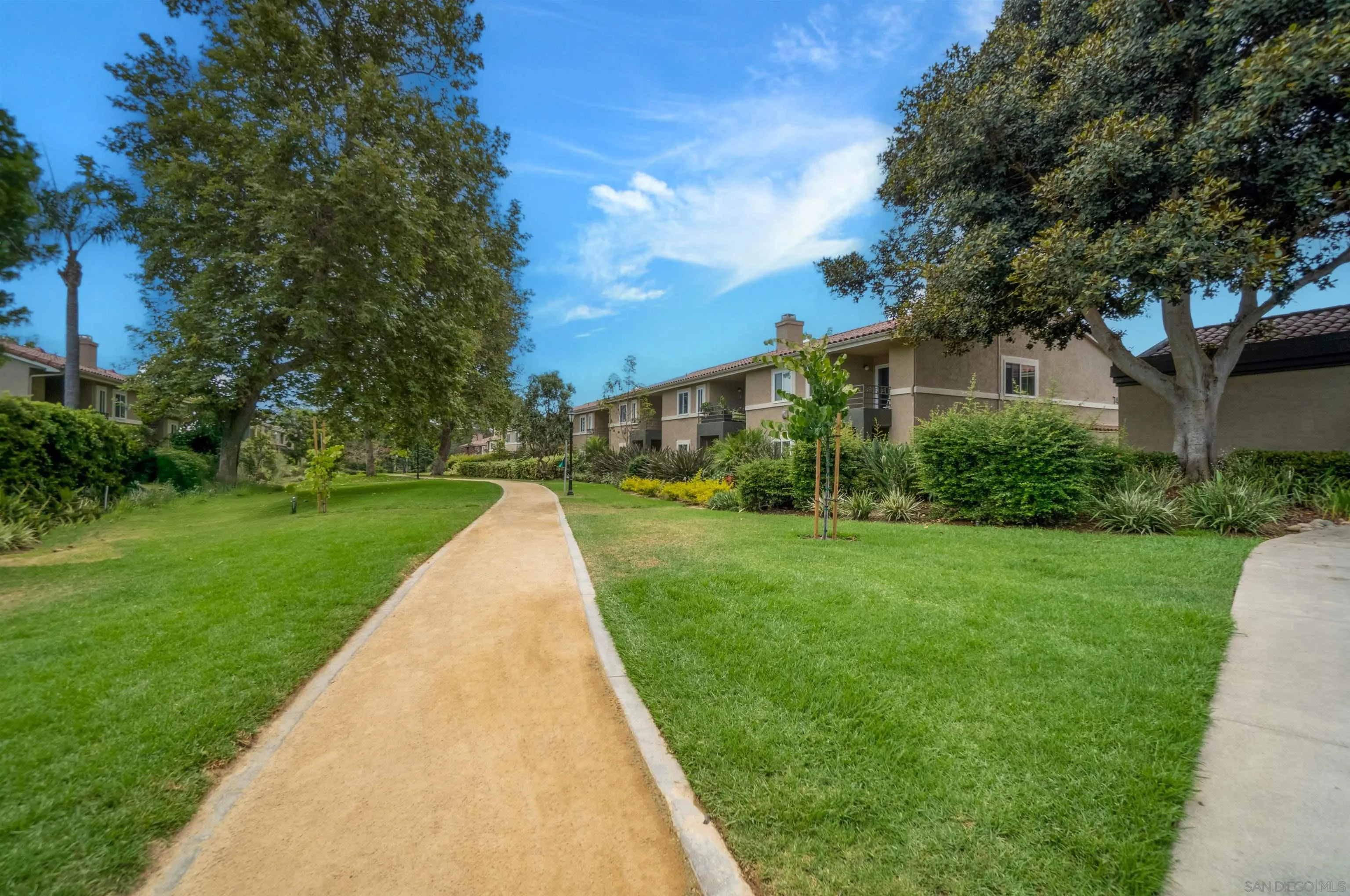 https://cdn.realtyfeed.com/cdn/127/250036129/4497e4c6d857adc86fd4fd38df8efba9.webp